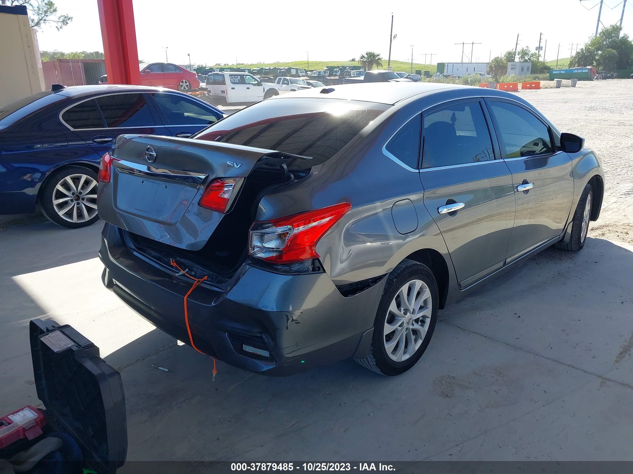 Photo 3 VIN: 3N1AB7APXJL634958 - NISSAN SENTRA 