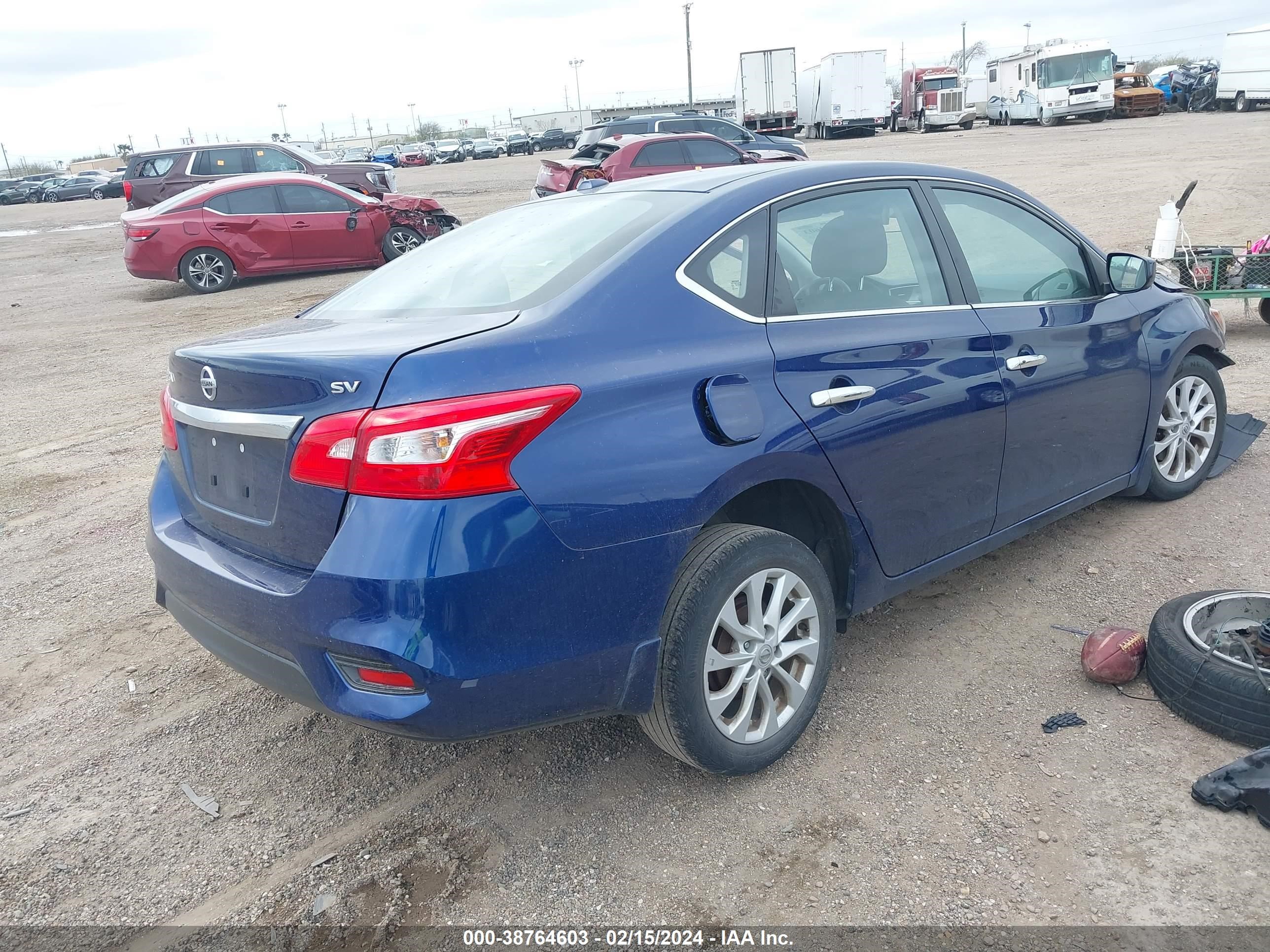 Photo 3 VIN: 3N1AB7APXJL652487 - NISSAN SENTRA 