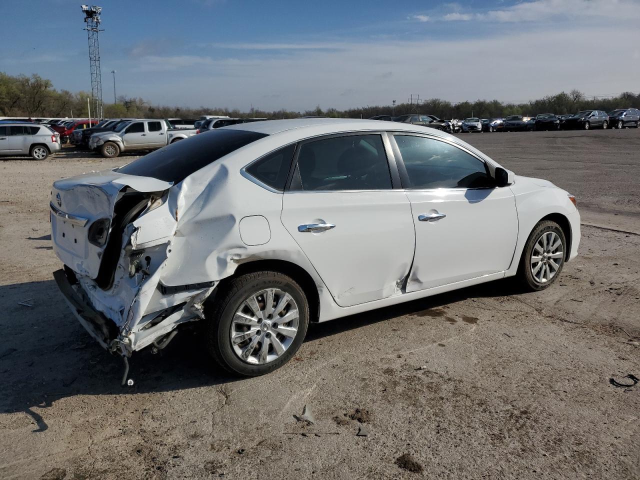 Photo 2 VIN: 3N1AB7APXJY214488 - NISSAN SENTRA 