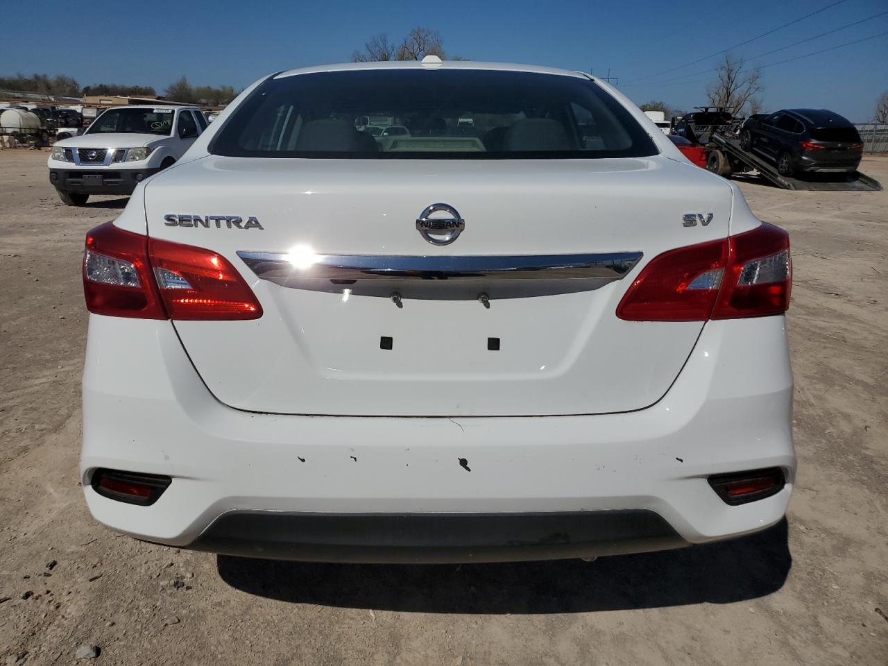 Photo 5 VIN: 3N1AB7APXJY222610 - NISSAN SENTRA 