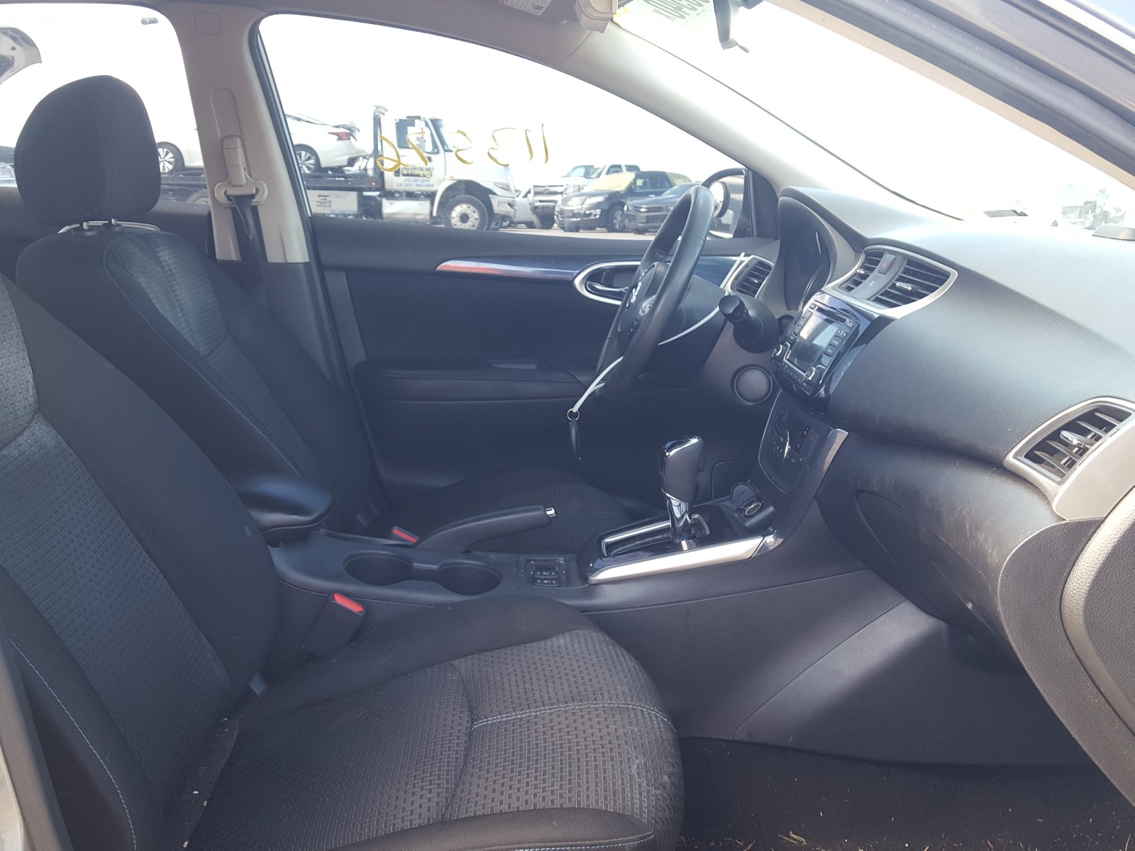 Photo 4 VIN: 3N1AB7APXJY260676 - NISSAN SENTRA S 