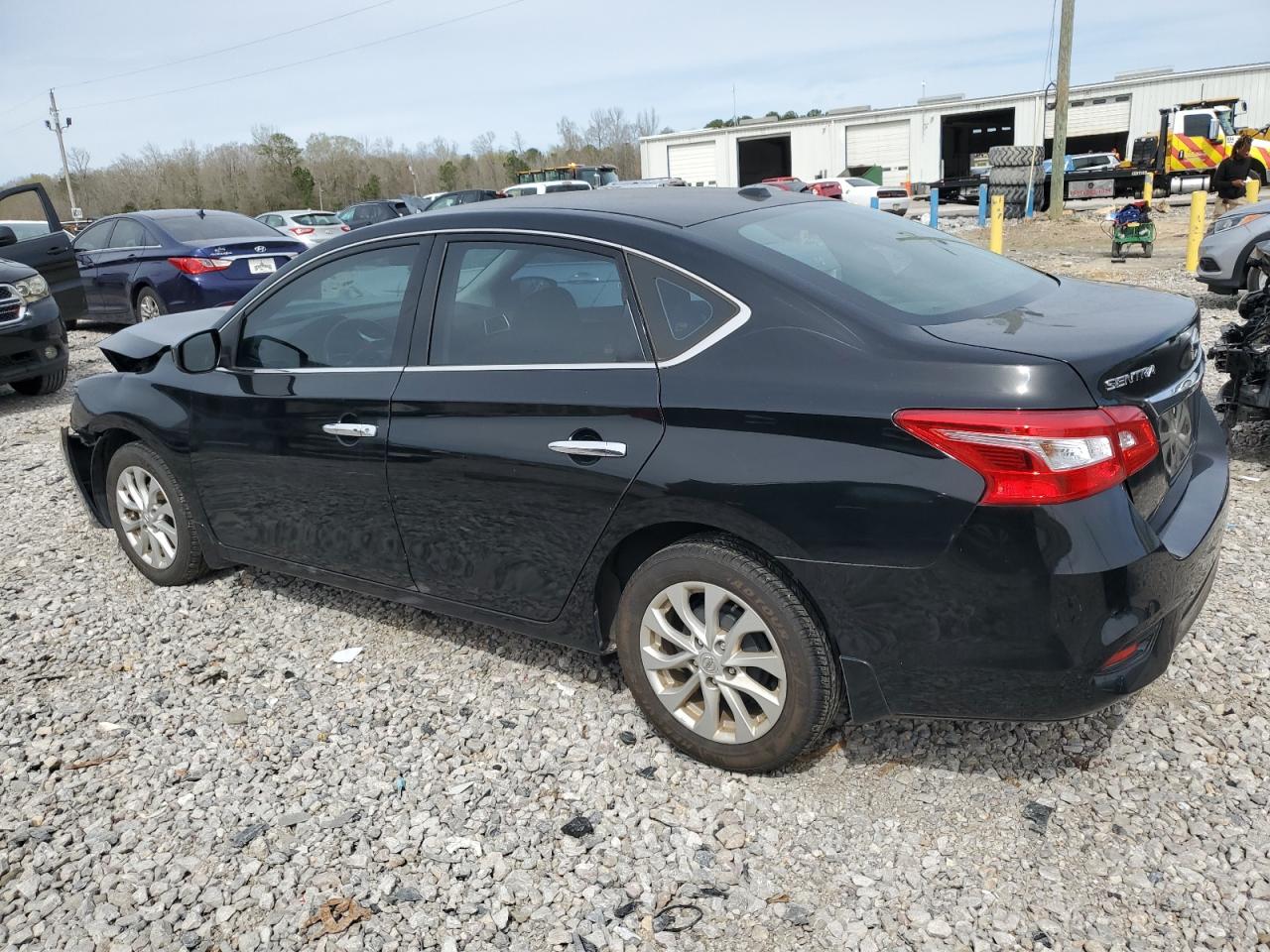 Photo 1 VIN: 3N1AB7APXJY261035 - NISSAN SENTRA 