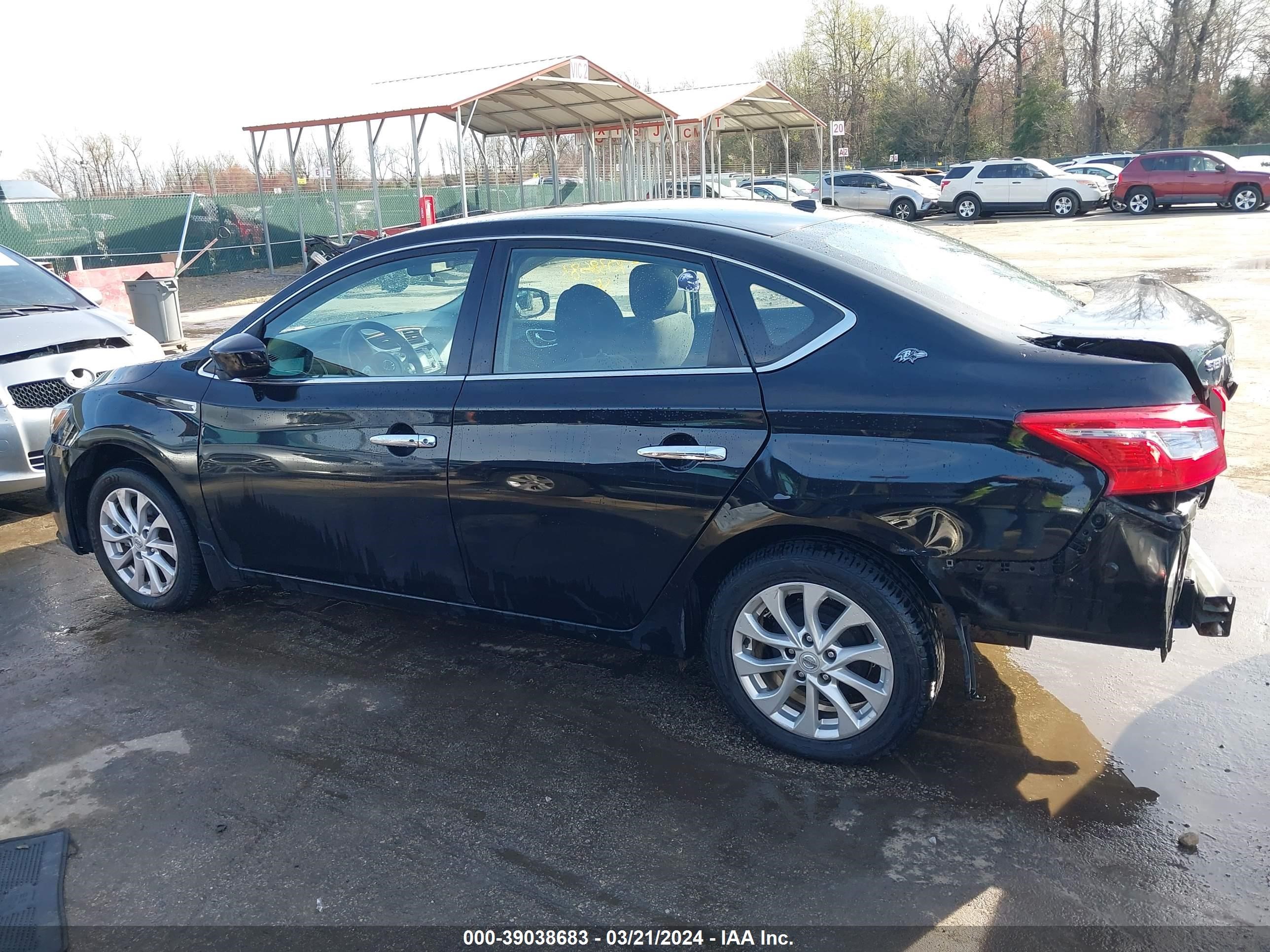 Photo 13 VIN: 3N1AB7APXJY261889 - NISSAN SENTRA 