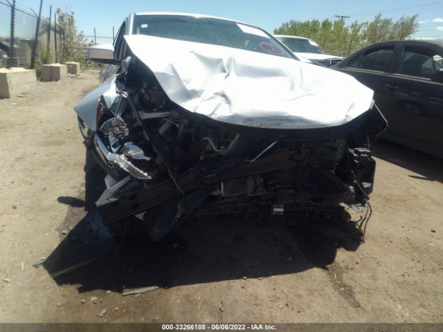 Photo 5 VIN: 3N1AB7APXJY282032 - NISSAN SENTRA 