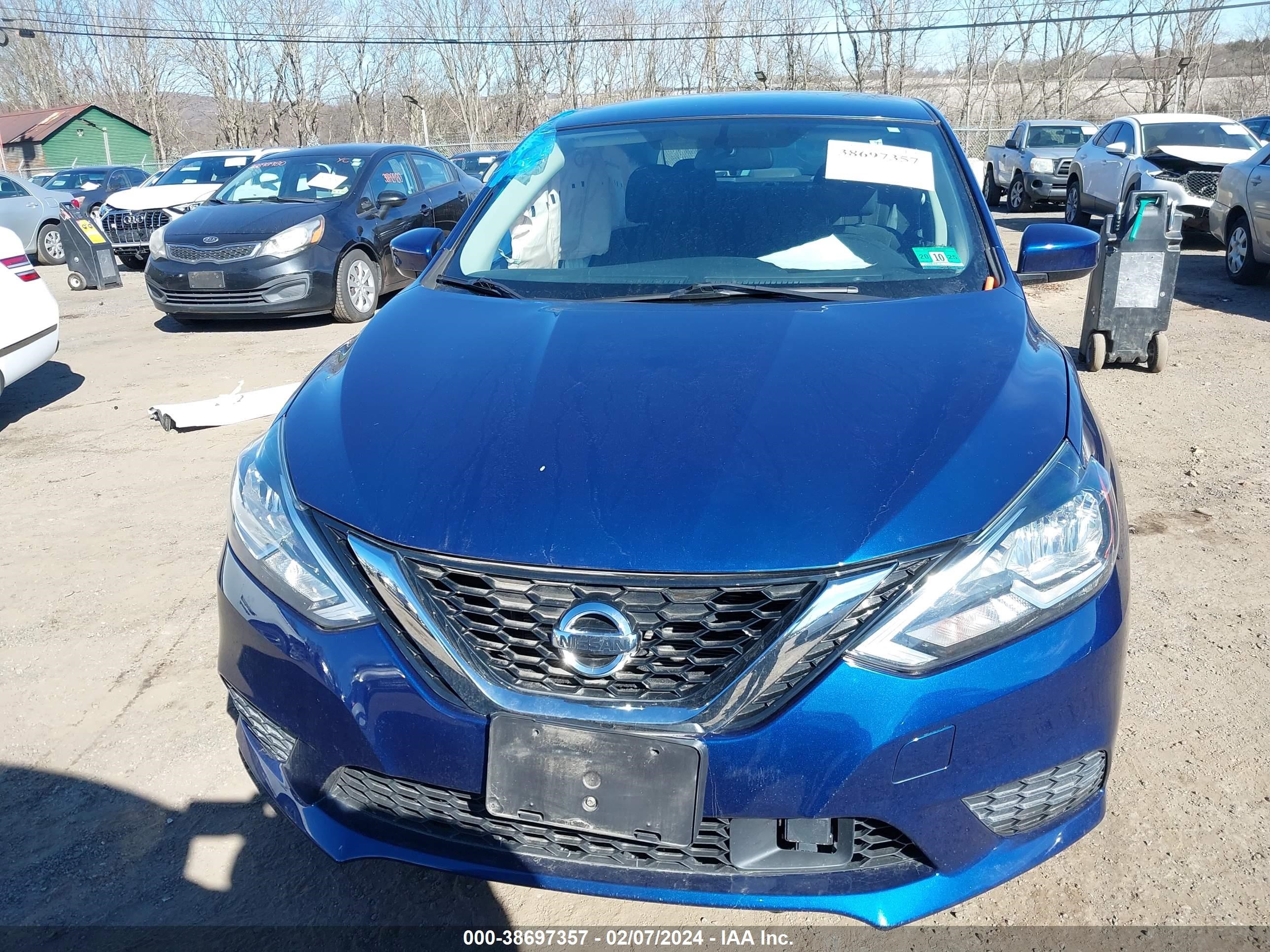 Photo 11 VIN: 3N1AB7APXJY283732 - NISSAN SENTRA 