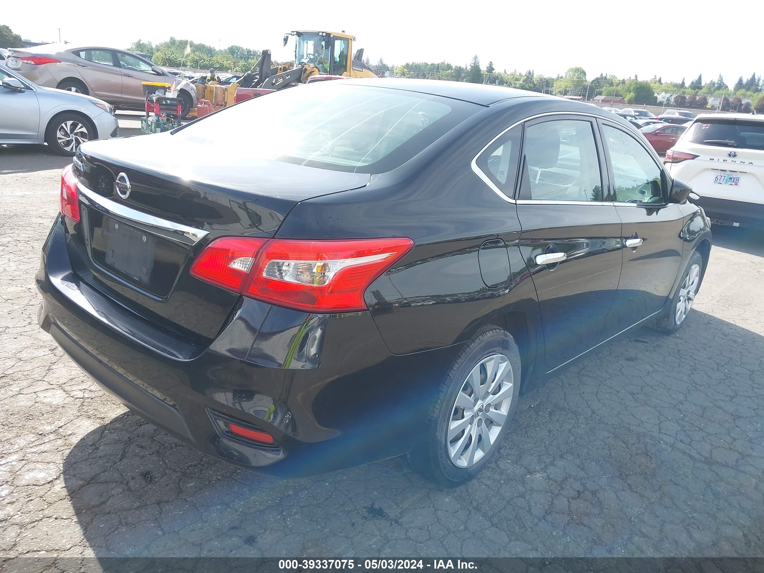 Photo 3 VIN: 3N1AB7APXJY290129 - NISSAN SENTRA 