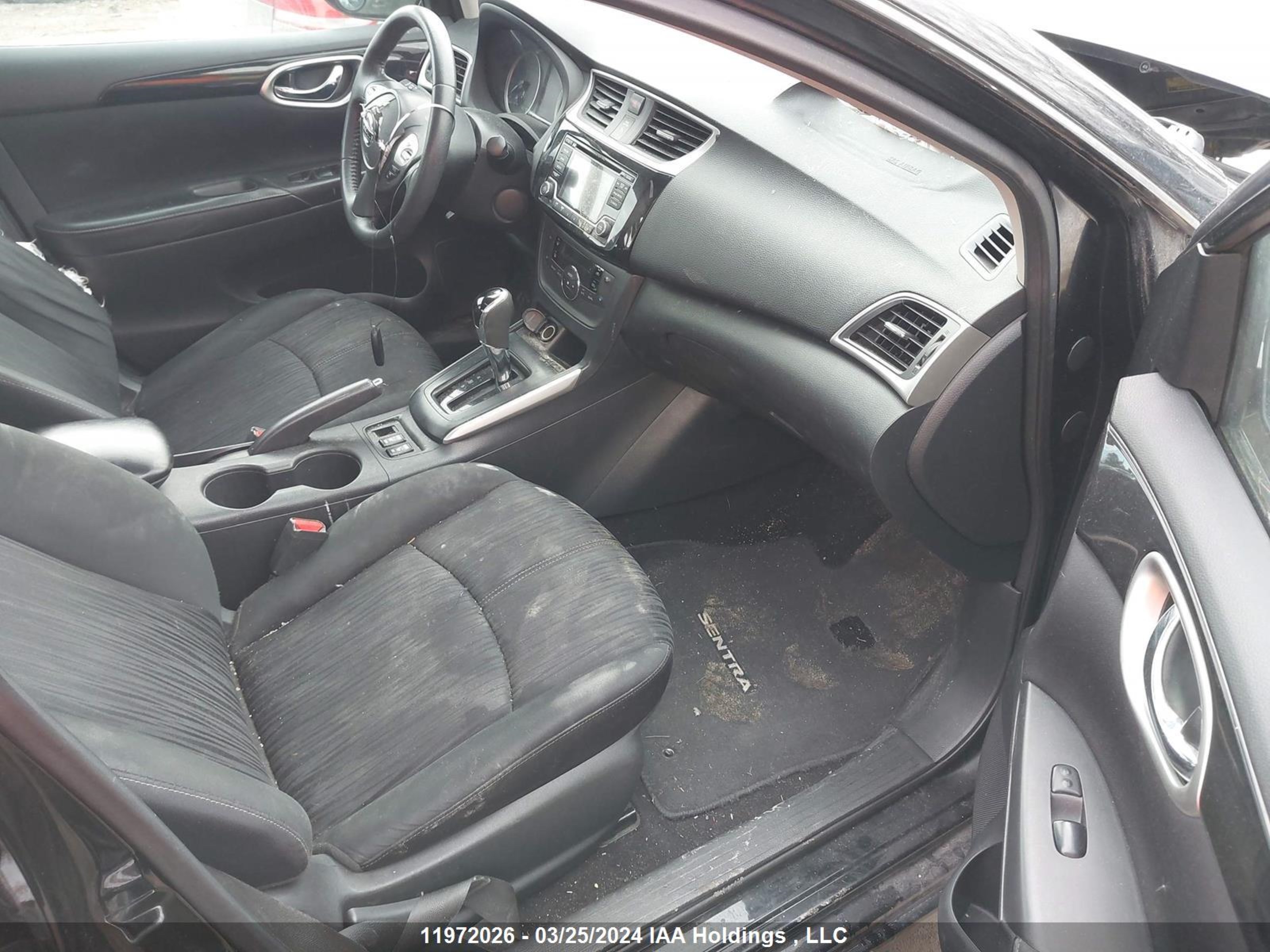 Photo 4 VIN: 3N1AB7APXJY311738 - NISSAN SENTRA 