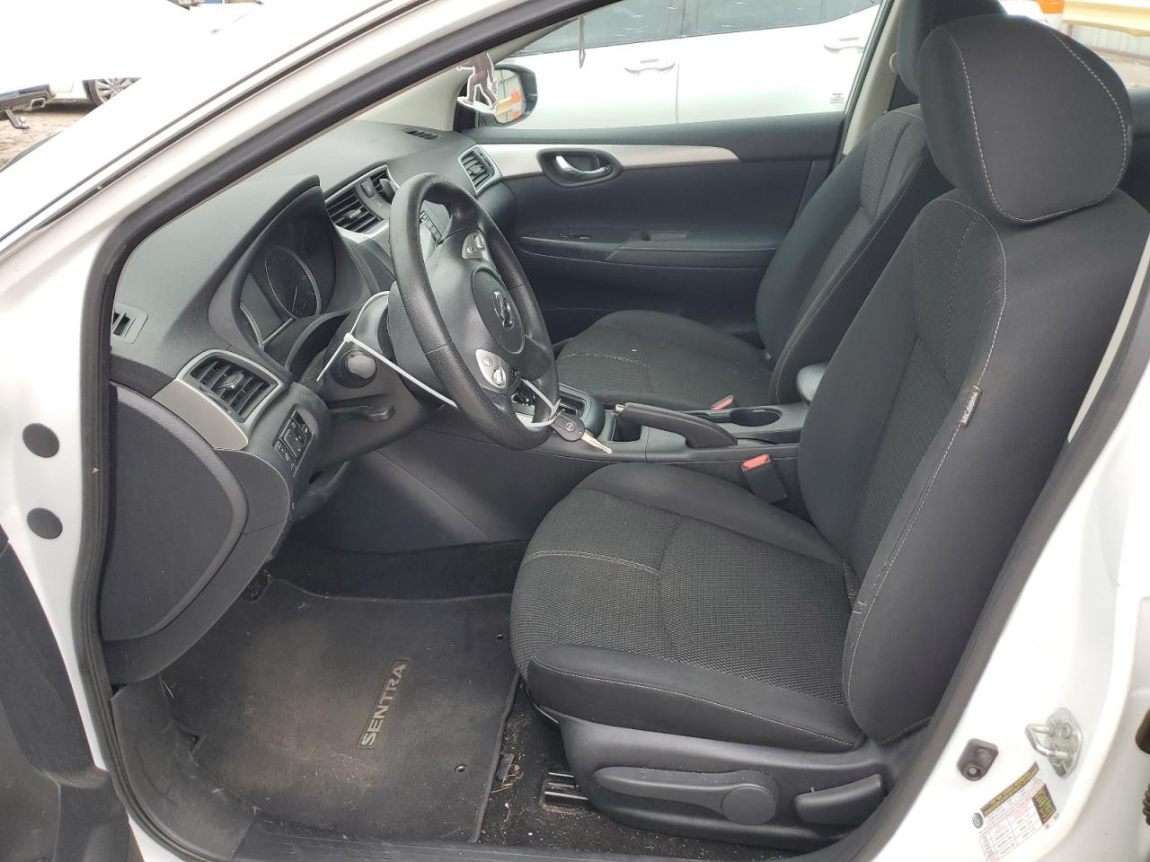 Photo 6 VIN: 3N1AB7APXJY313182 - NISSAN SENTRA 