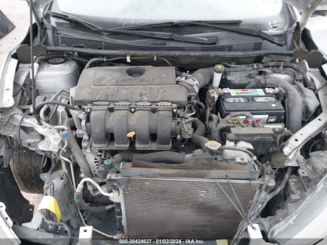 Photo 9 VIN: 3N1AB7APXJY317815 - NISSAN SENTRA 