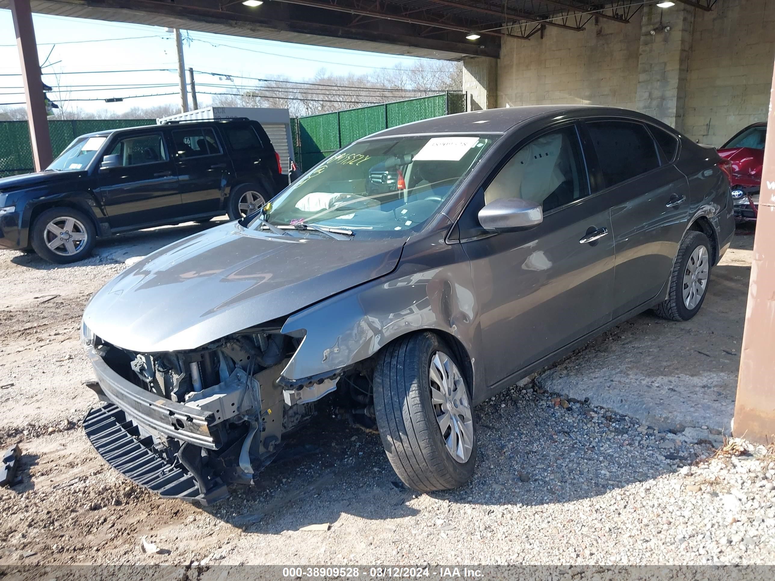 Photo 1 VIN: 3N1AB7APXKY232068 - NISSAN SENTRA 