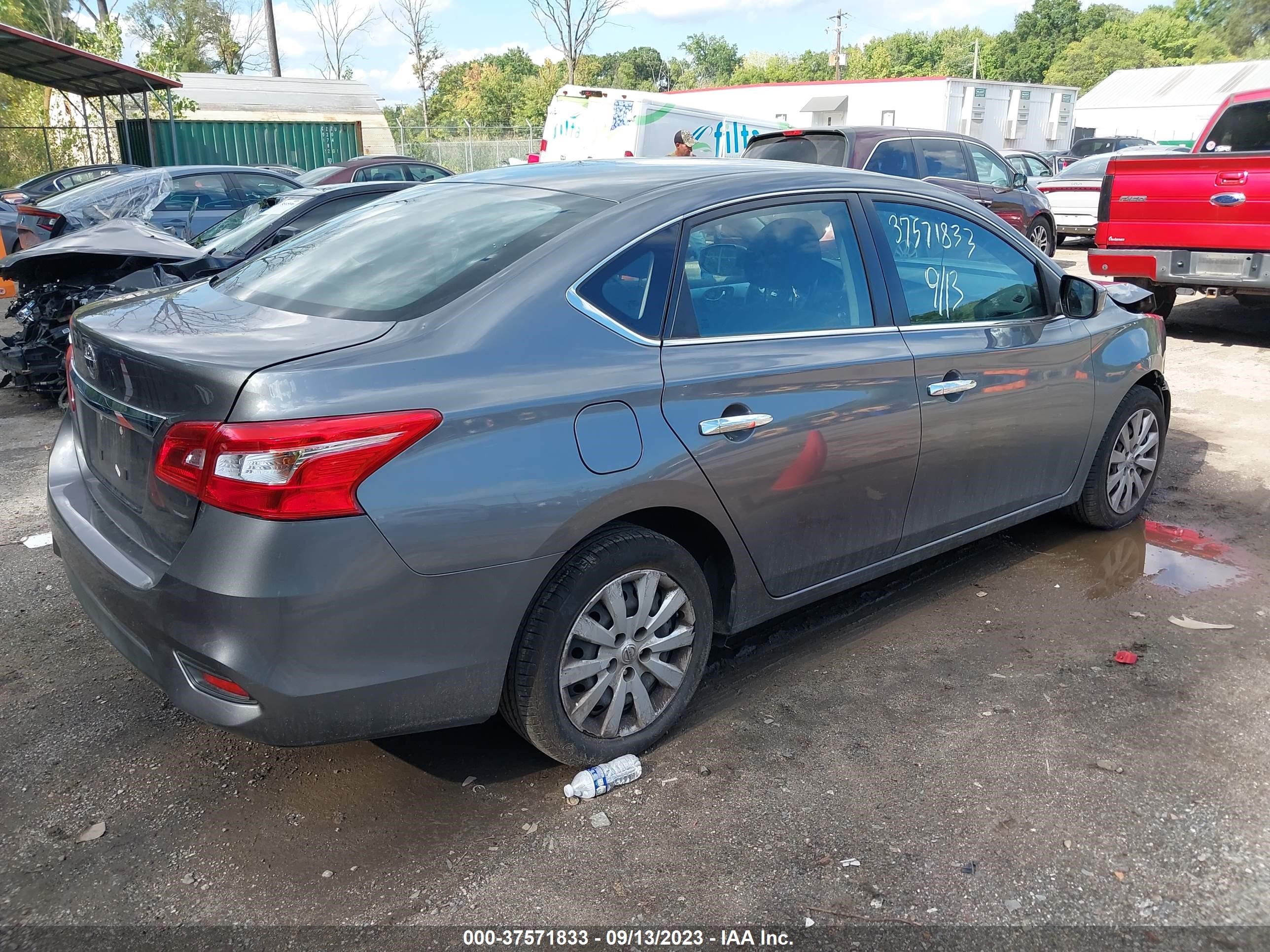 Photo 3 VIN: 3N1AB7APXKY307058 - NISSAN SENTRA 