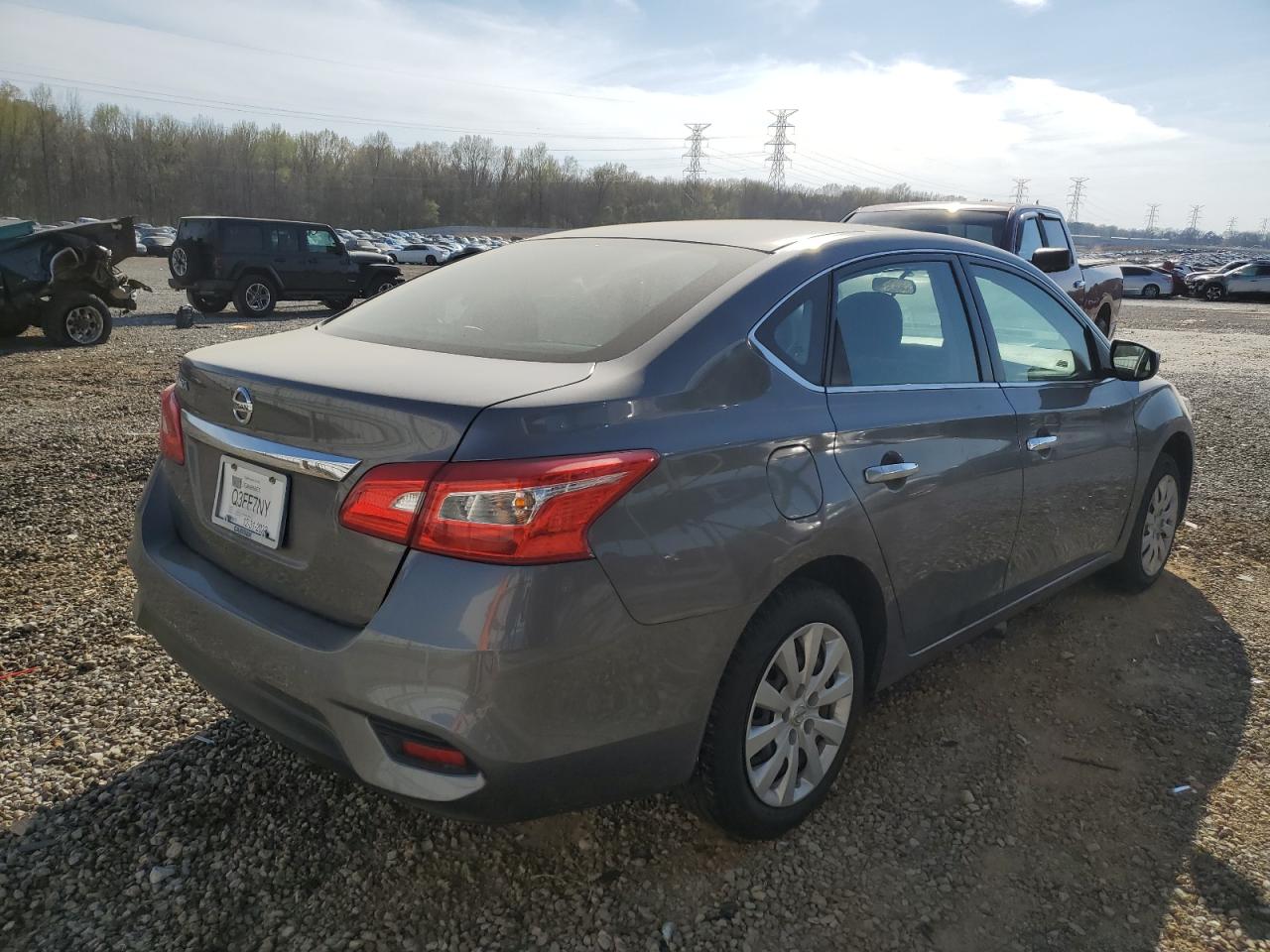 Photo 2 VIN: 3N1AB7APXKY360701 - NISSAN SENTRA 