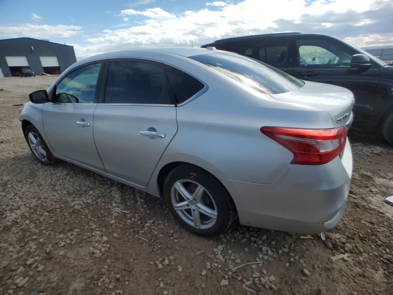 Photo 1 VIN: 3N1AB7APXKY372718 - NISSAN SENTRA 