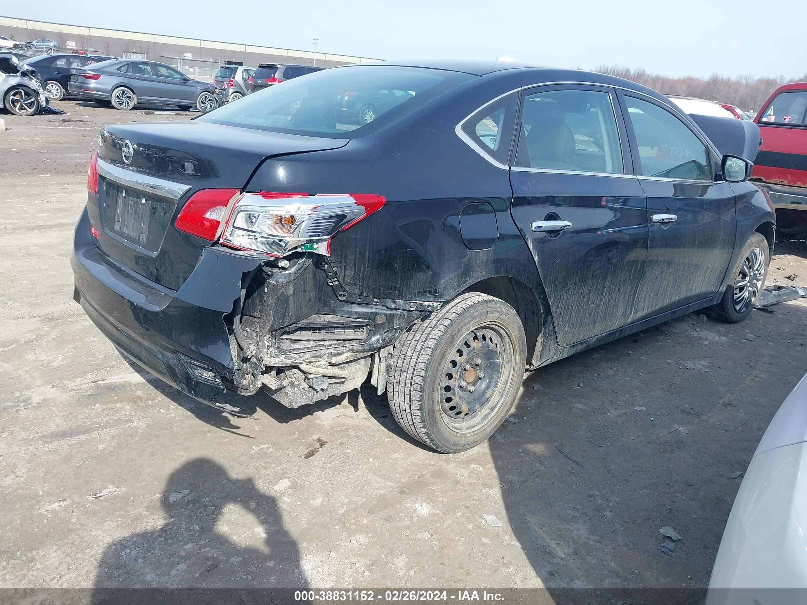 Photo 3 VIN: 3N1AB7APXKY377949 - NISSAN SENTRA 