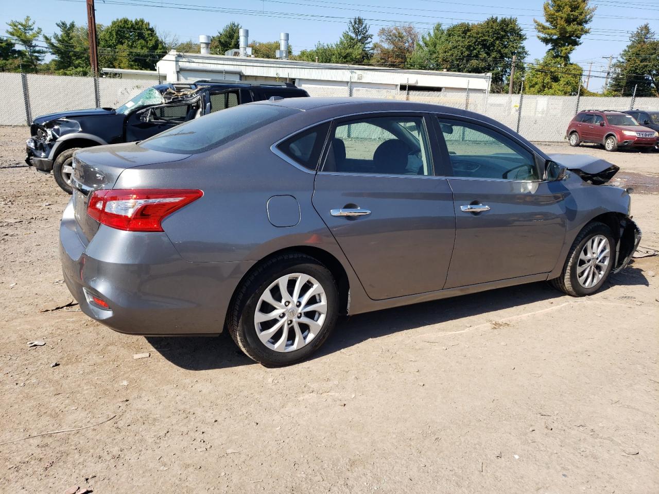 Photo 2 VIN: 3N1AB7APXKY393620 - NISSAN SENTRA 