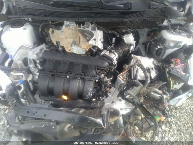 Photo 9 VIN: 3N1AB7APXKY411131 - NISSAN SENTRA 