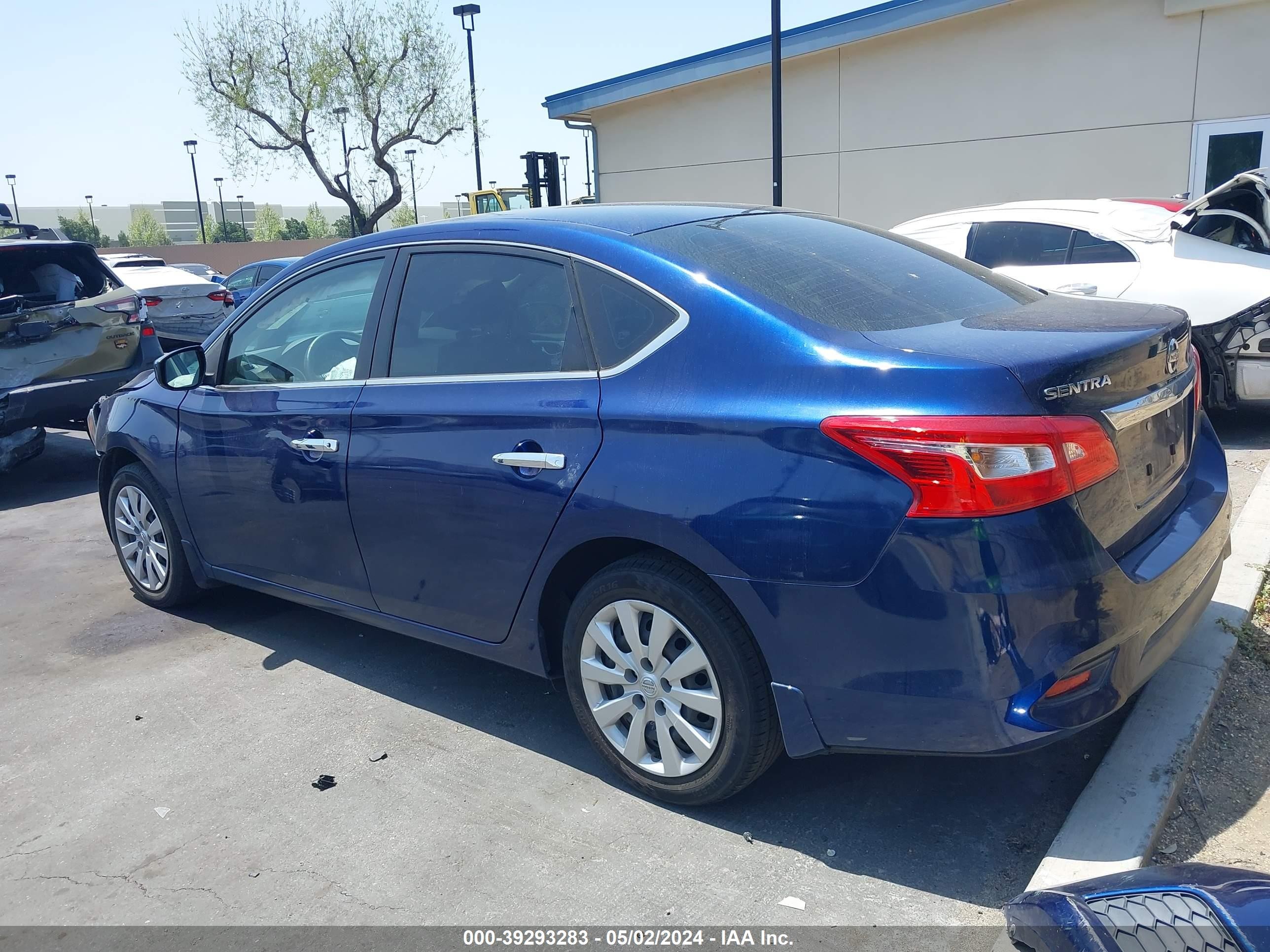 Photo 2 VIN: 3N1AB7APXKY417527 - NISSAN SENTRA 