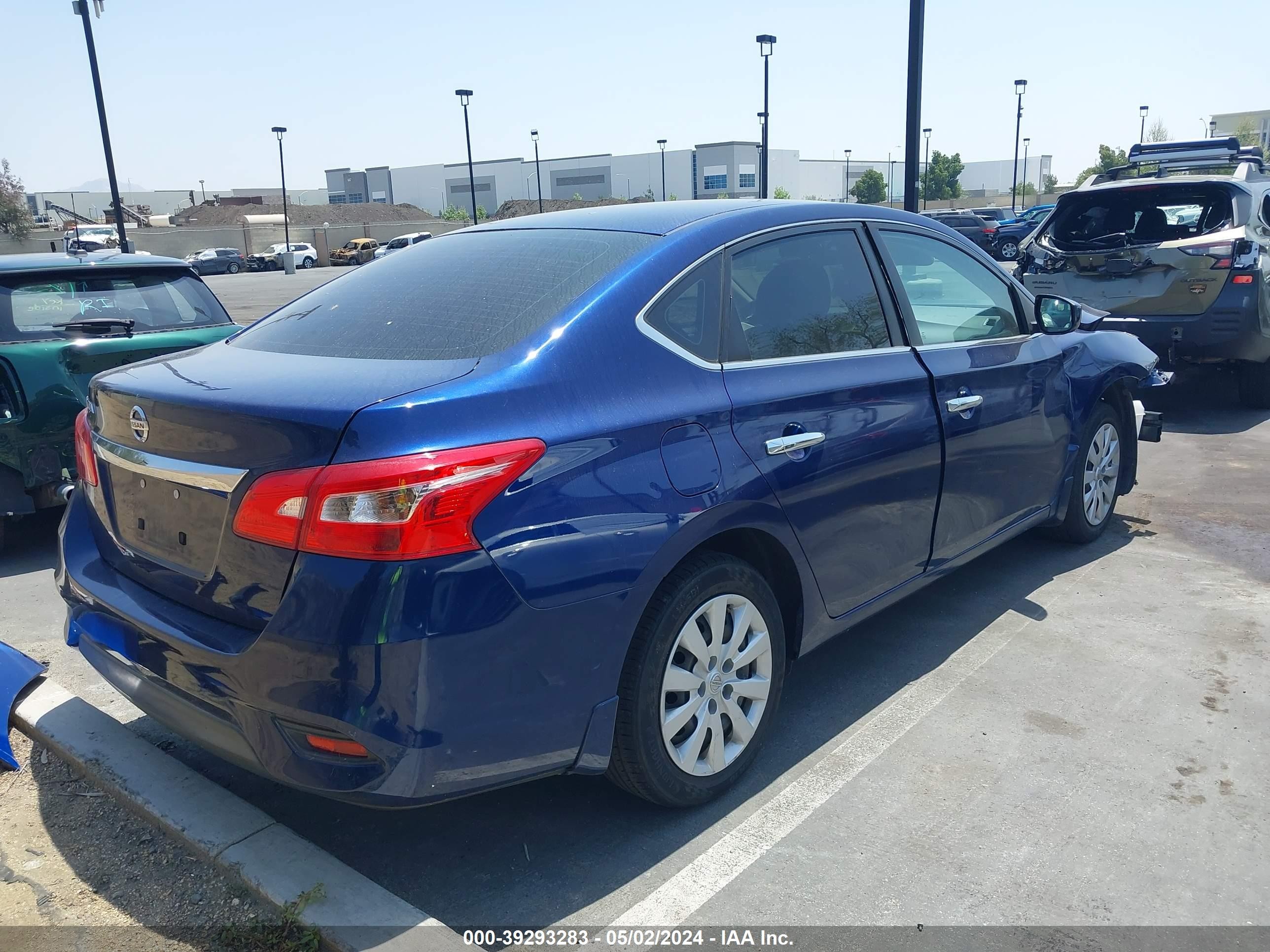 Photo 3 VIN: 3N1AB7APXKY417527 - NISSAN SENTRA 