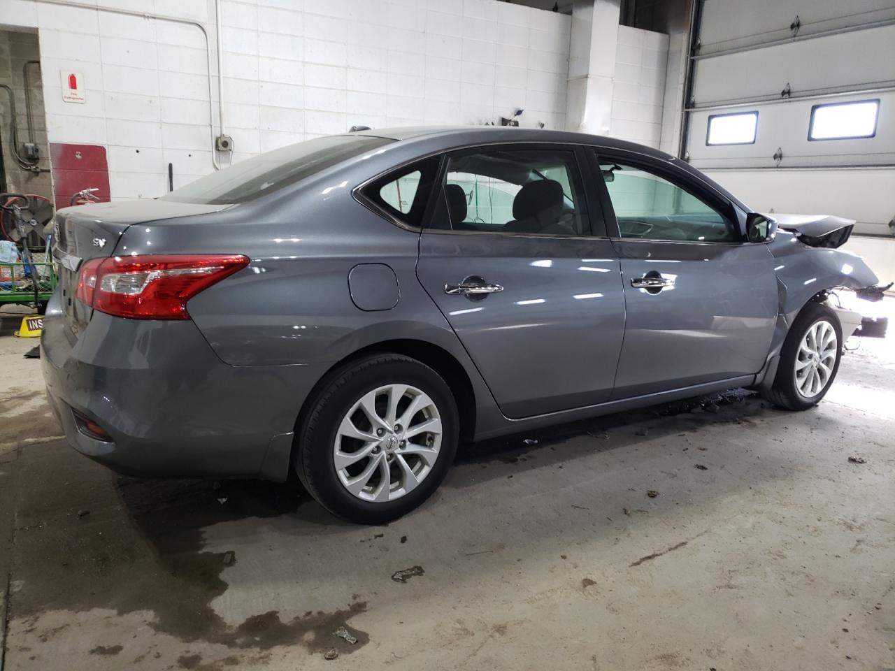 Photo 2 VIN: 3N1AB7APXKY439379 - NISSAN SENTRA 