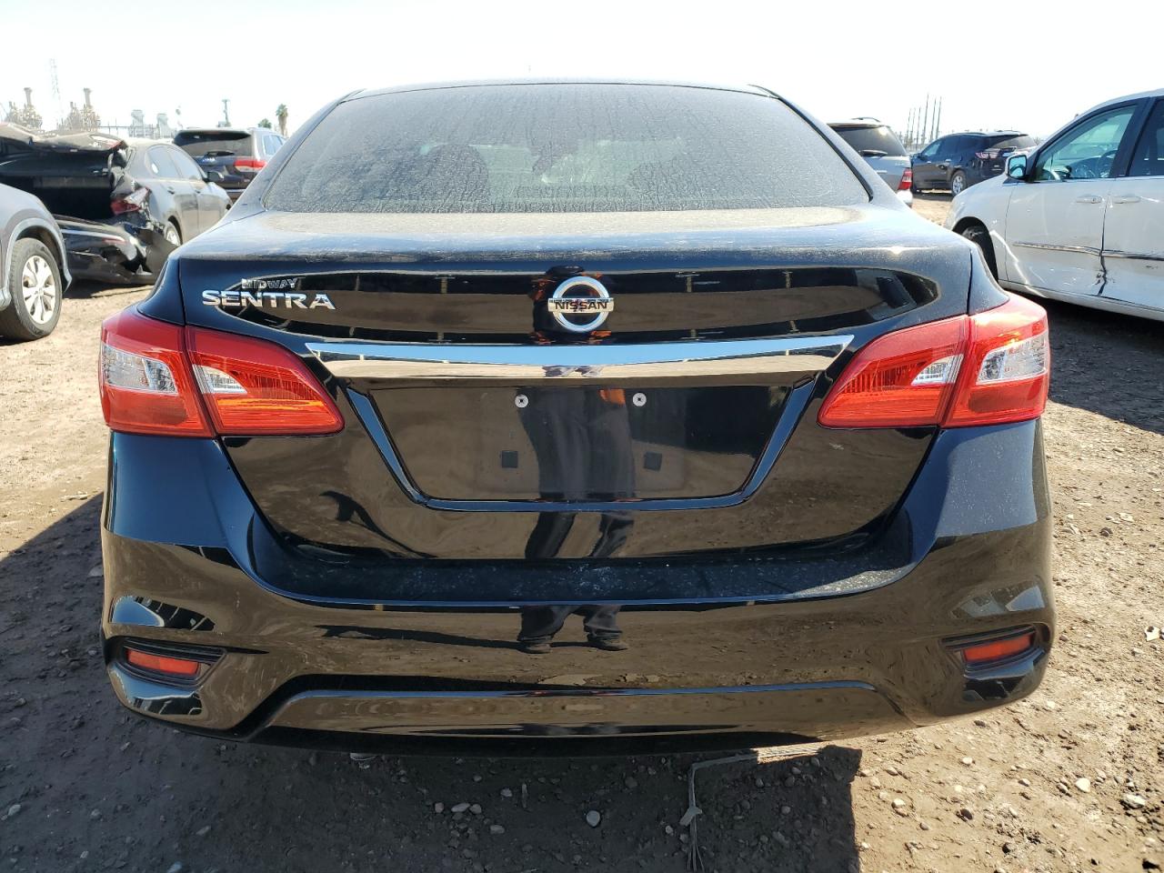 Photo 5 VIN: 3N1AB7APXKY456151 - NISSAN SENTRA 