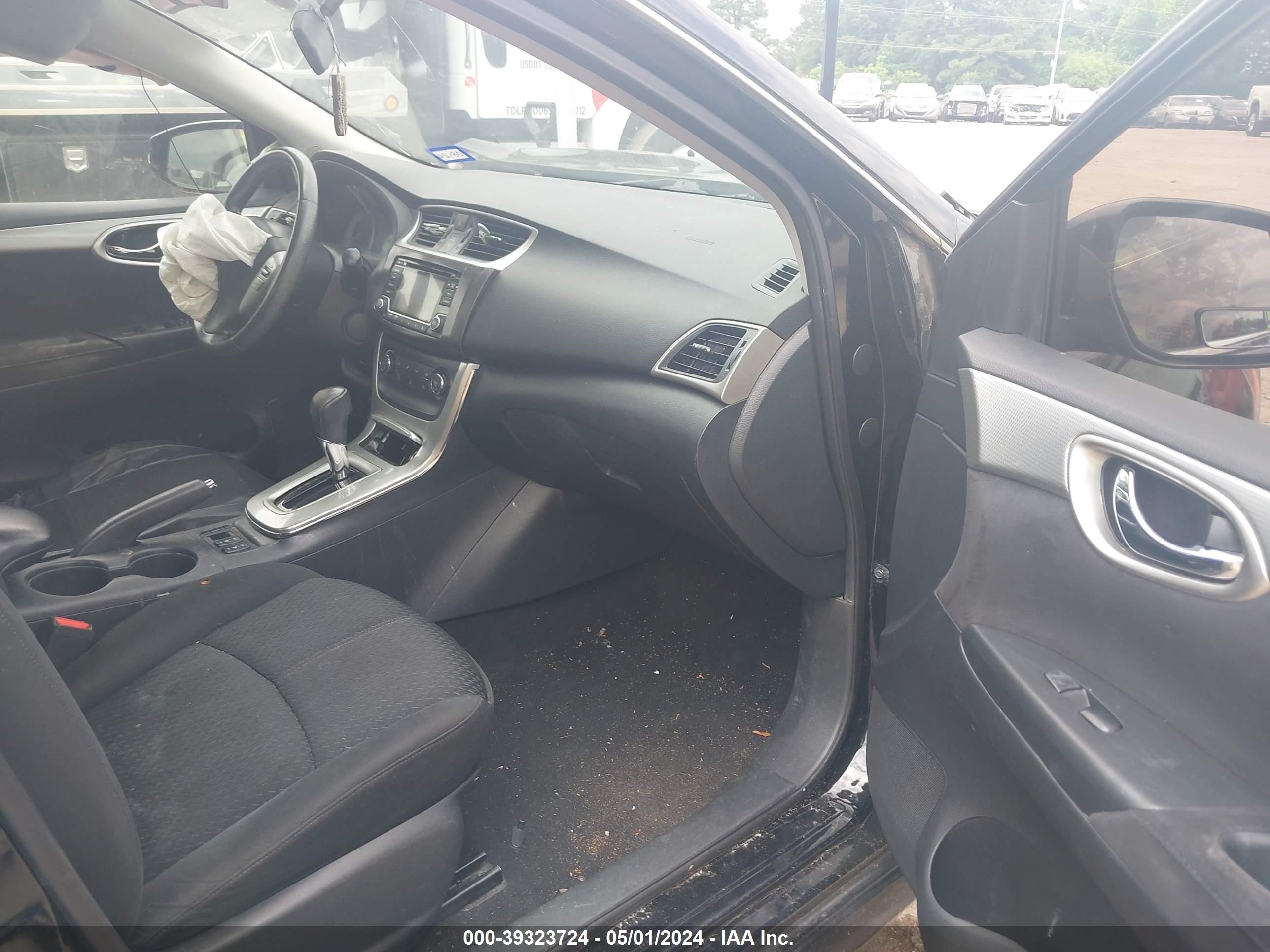 Photo 4 VIN: 3N1AB7AT7SY273960 - NISSAN SENTRA 