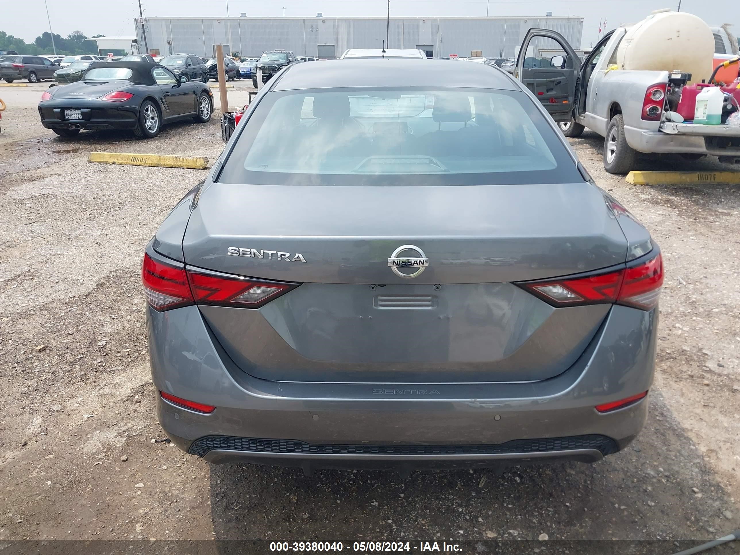 Photo 15 VIN: 3N1AB8BV0NY282016 - NISSAN SENTRA 