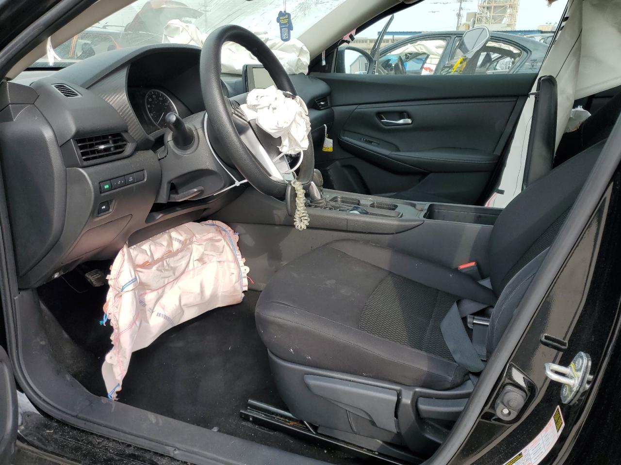 Photo 6 VIN: 3N1AB8BV4NY280835 - NISSAN SENTRA 