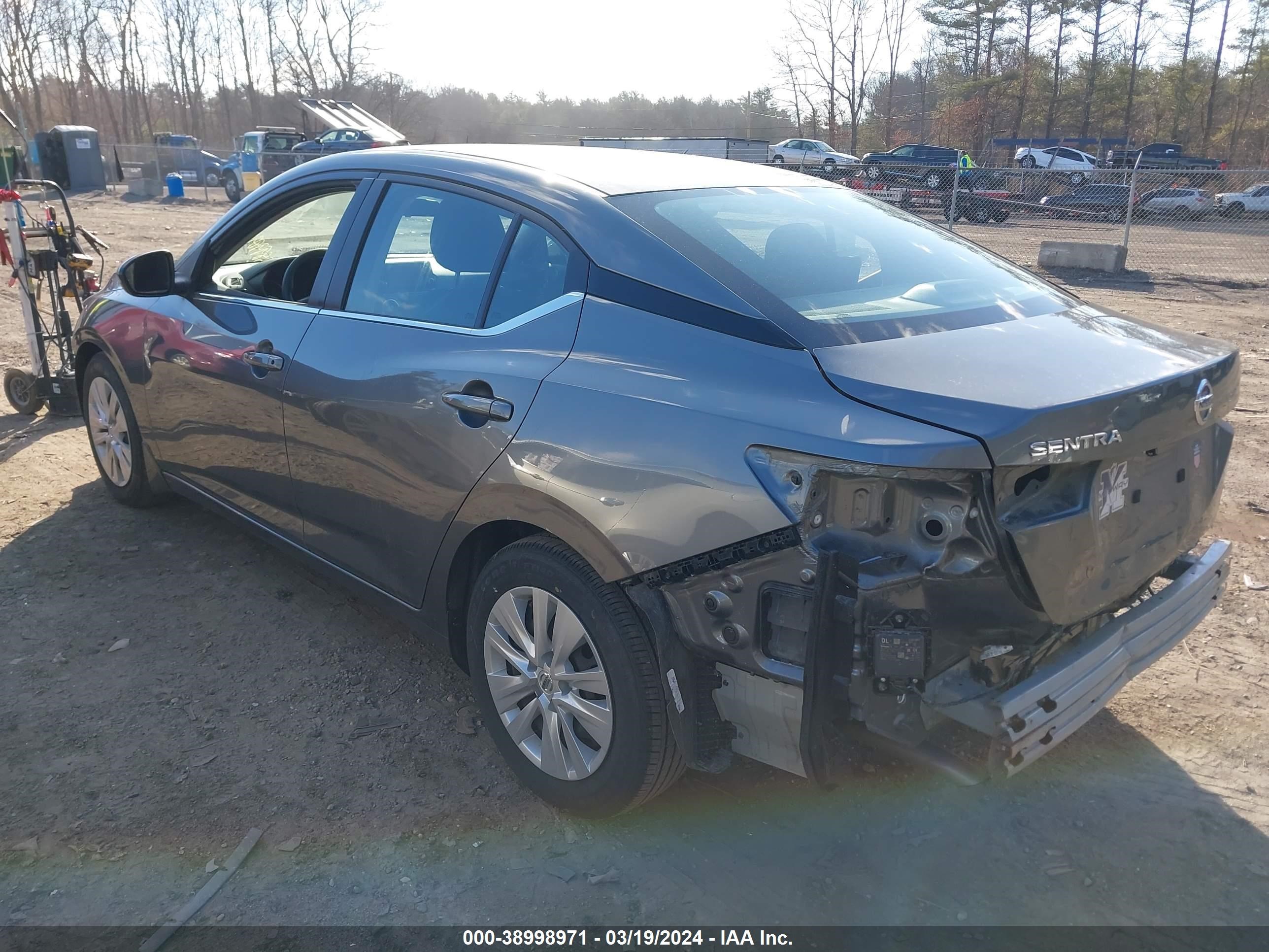 Photo 2 VIN: 3N1AB8BV8NY240404 - NISSAN SENTRA 