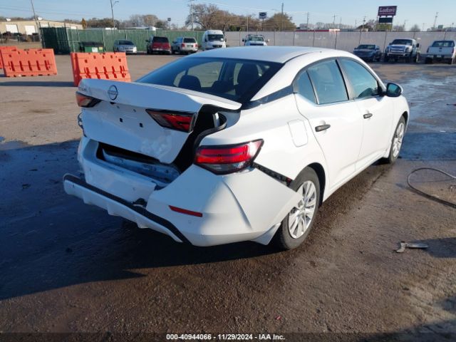 Photo 3 VIN: 3N1AB8BV9RY201116 - NISSAN SENTRA 