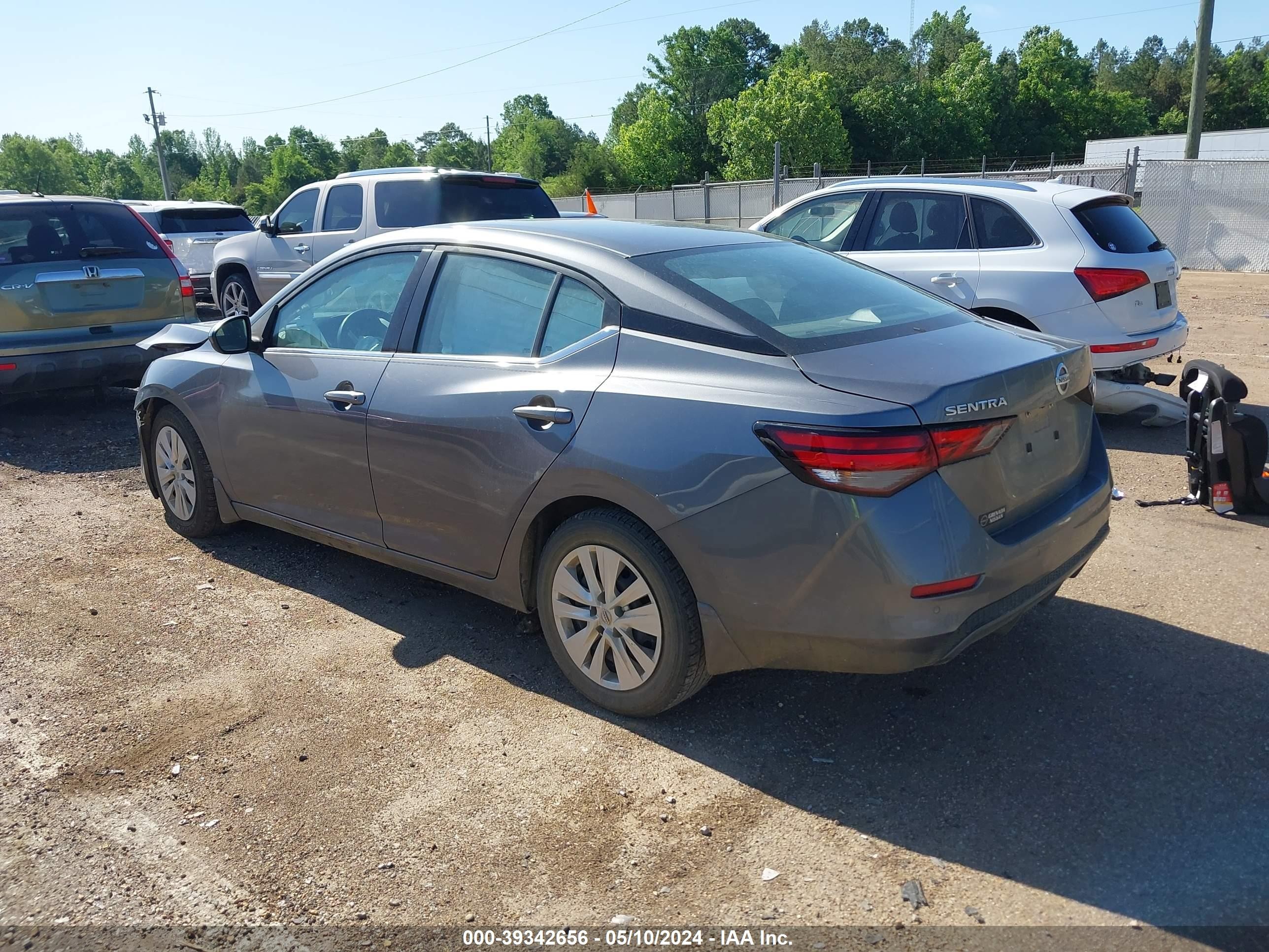 Photo 2 VIN: 3N1AB8BVXNY231994 - NISSAN SENTRA 