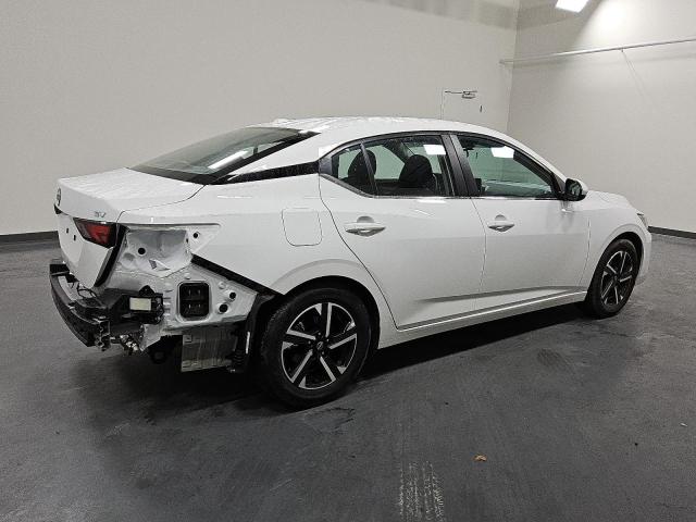 Photo 2 VIN: 3N1AB8CV0RY373758 - NISSAN SENTRA SV 