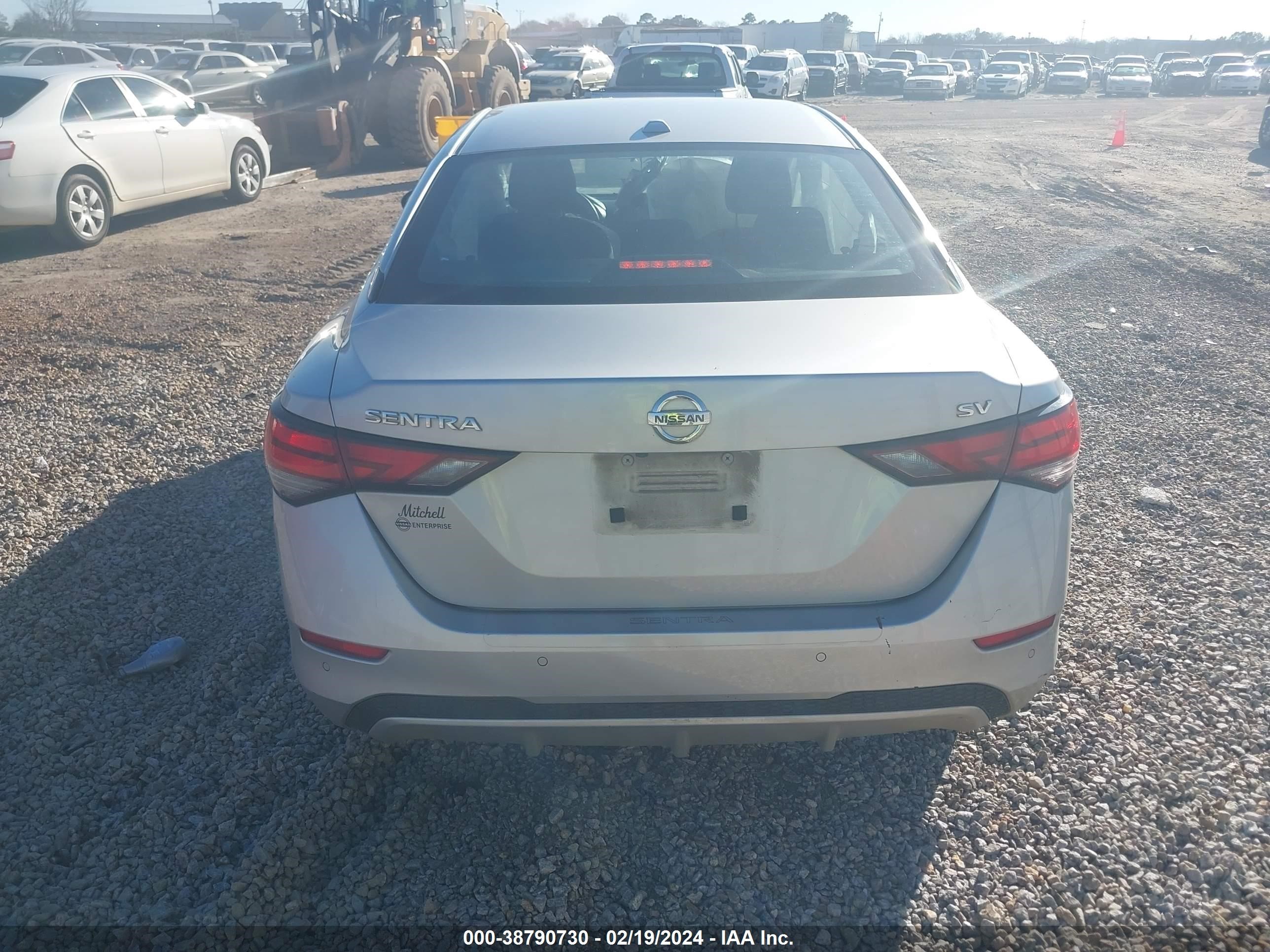 Photo 15 VIN: 3N1AB8CV1MY301282 - NISSAN SENTRA 