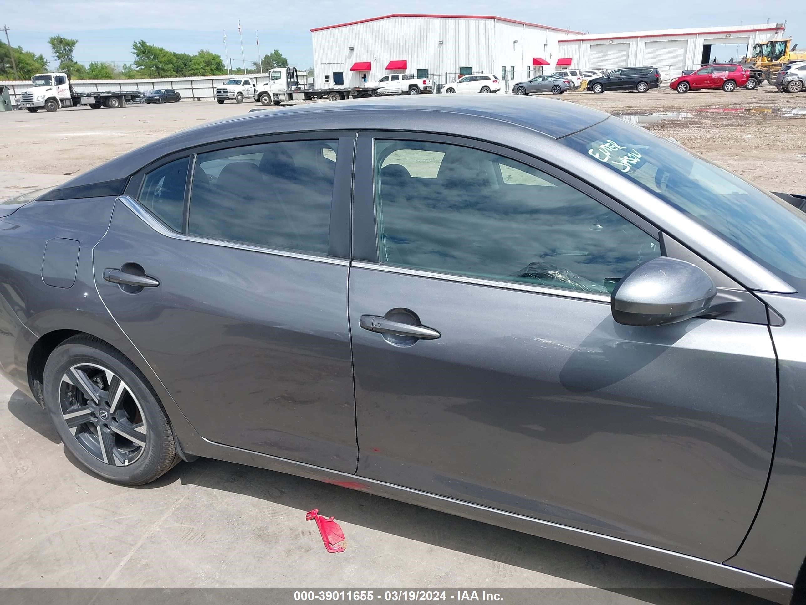 Photo 12 VIN: 3N1AB8CV1RY217812 - NISSAN SENTRA 