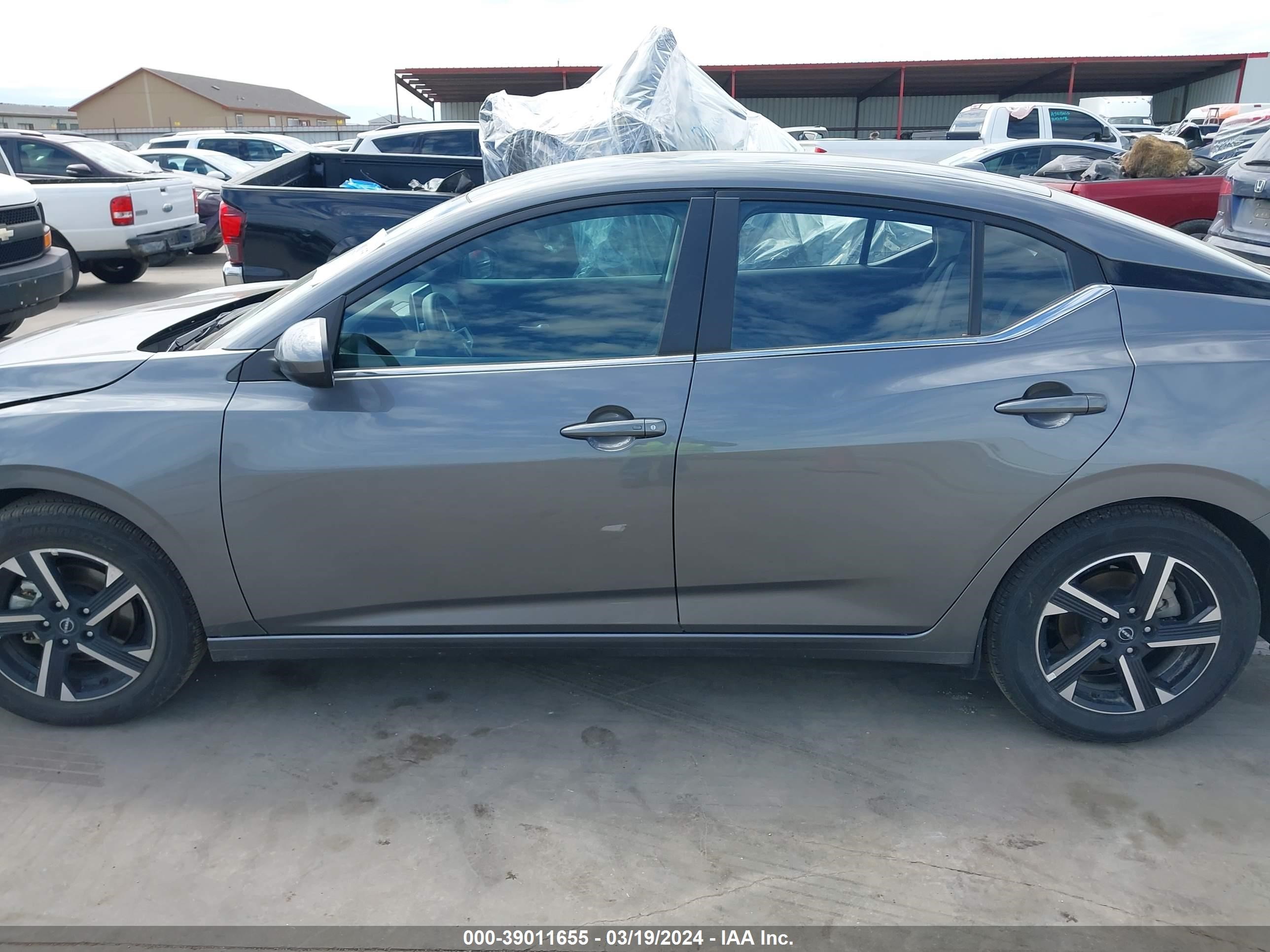 Photo 13 VIN: 3N1AB8CV1RY217812 - NISSAN SENTRA 