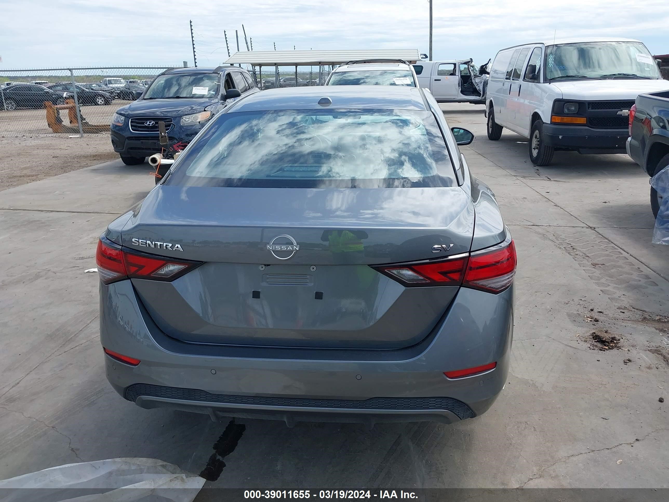 Photo 15 VIN: 3N1AB8CV1RY217812 - NISSAN SENTRA 