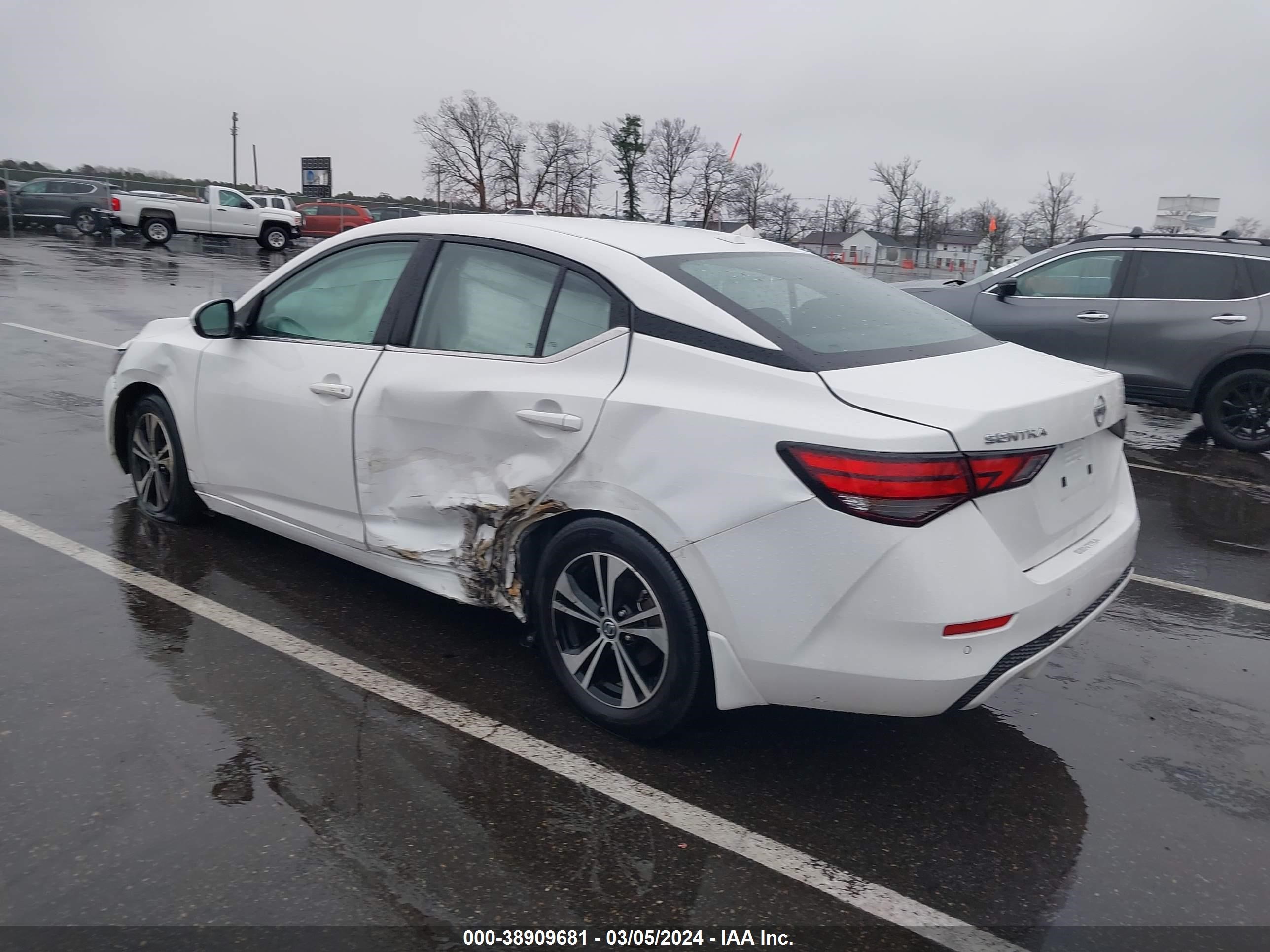 Photo 2 VIN: 3N1AB8CV2NY292738 - NISSAN SENTRA 