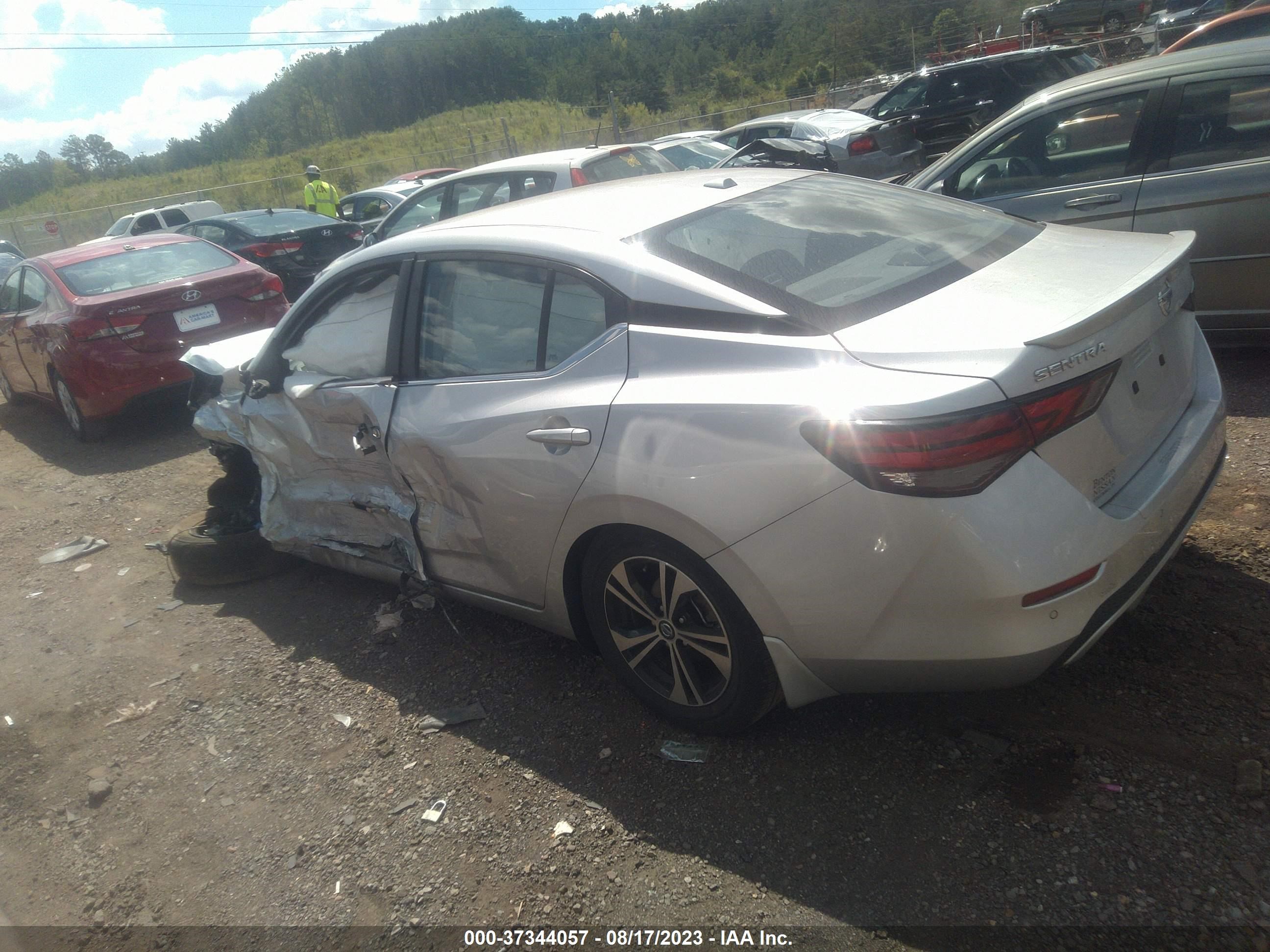 Photo 13 VIN: 3N1AB8CV3MY261321 - NISSAN SENTRA 