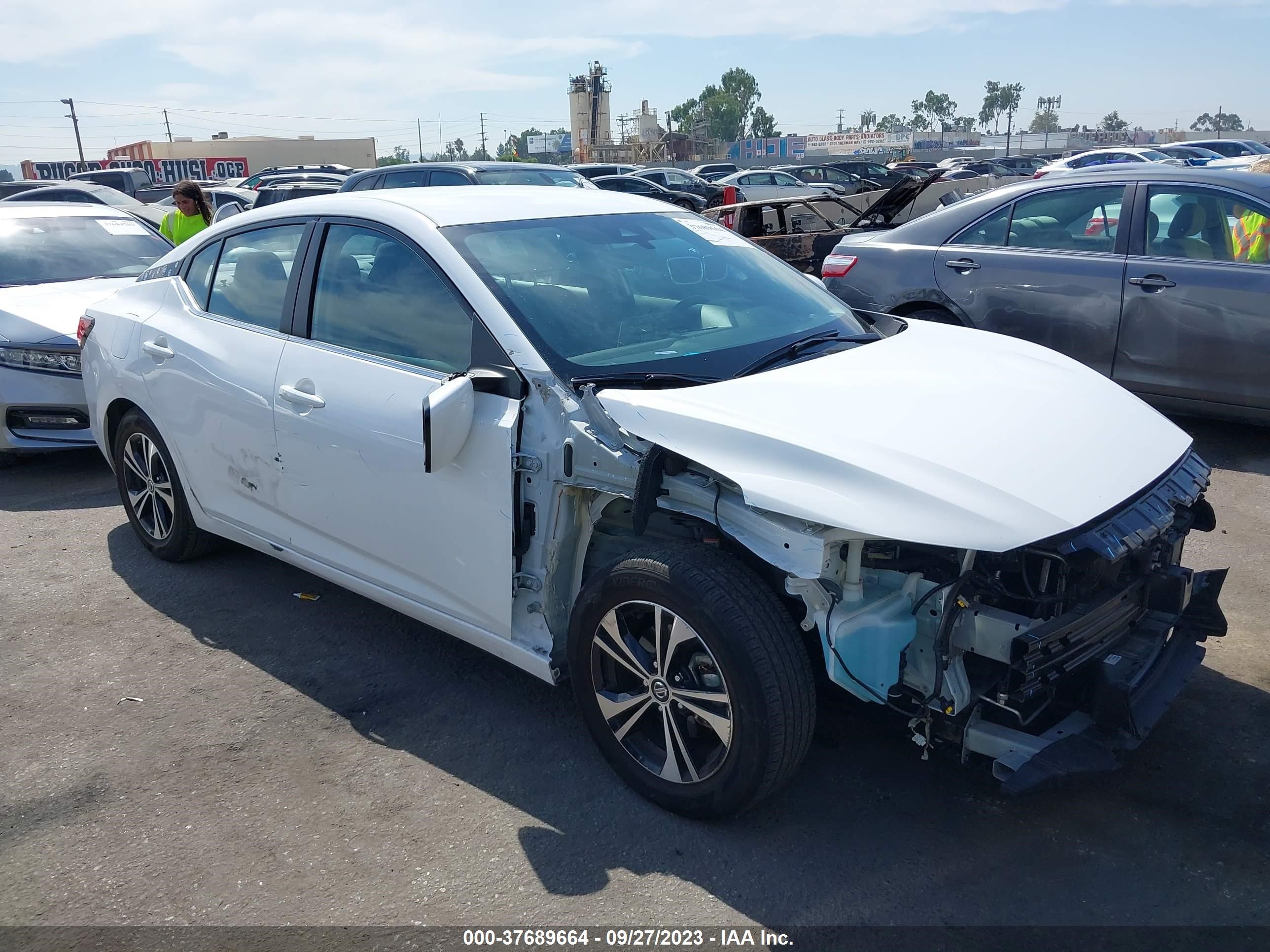 Photo 13 VIN: 3N1AB8CV3NY308946 - NISSAN SENTRA 