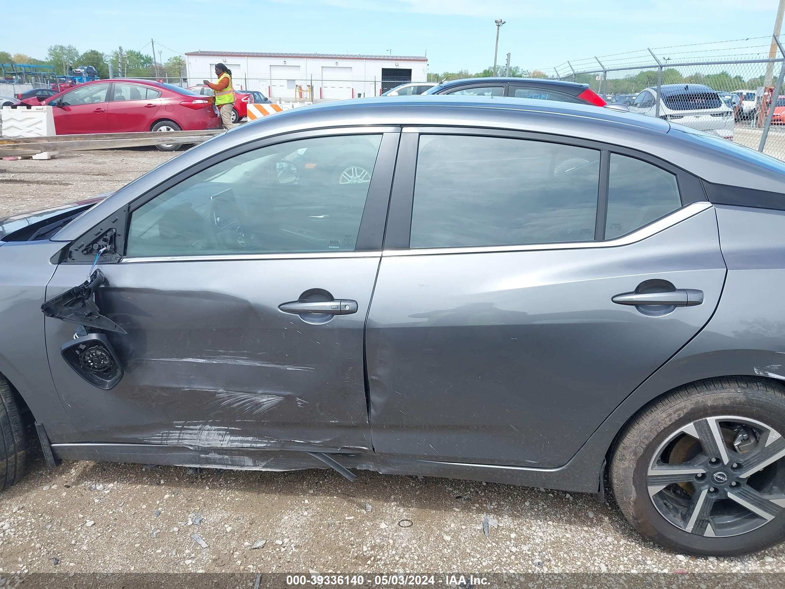 Photo 13 VIN: 3N1AB8CV7RY217314 - NISSAN SENTRA 