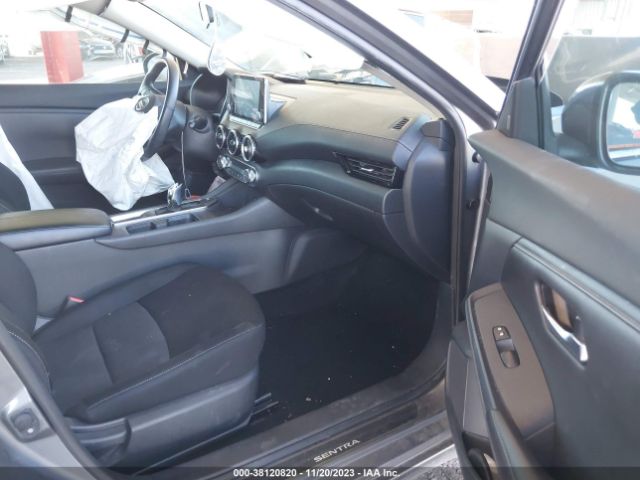 Photo 4 VIN: 3N1AB8CV8MY240108 - NISSAN SENTRA 