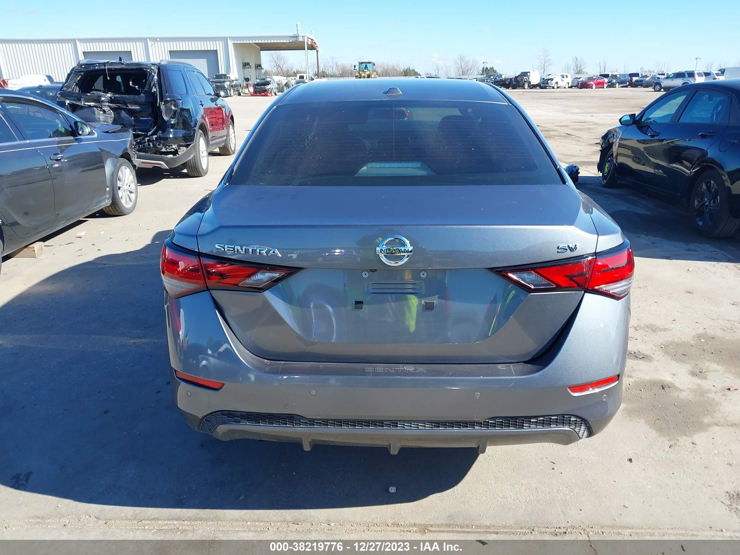 Photo 14 VIN: 3N1AB8CV8NY205831 - NISSAN SENTRA 