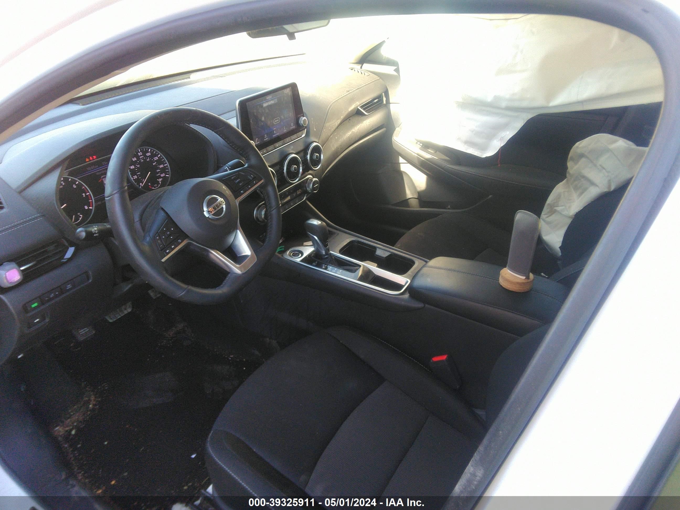 Photo 4 VIN: 3N1AB8CV8NY216277 - NISSAN SENTRA 