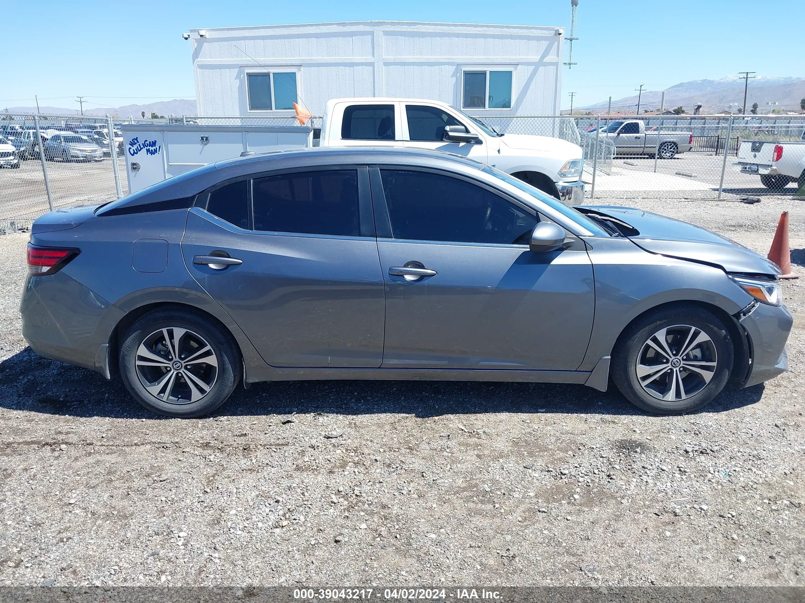 Photo 12 VIN: 3N1AB8CV8NY294185 - NISSAN SENTRA 