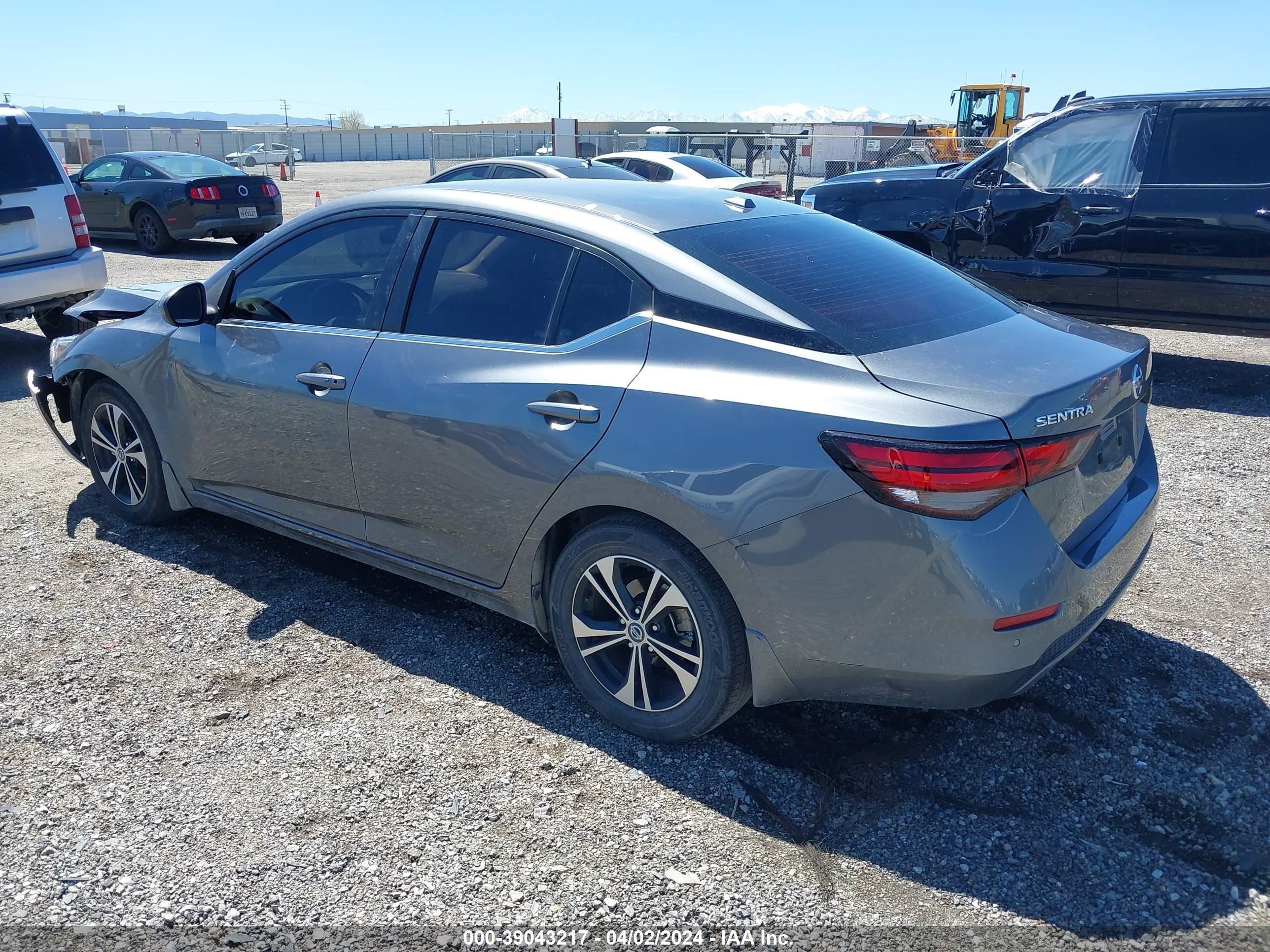 Photo 2 VIN: 3N1AB8CV8NY294185 - NISSAN SENTRA 