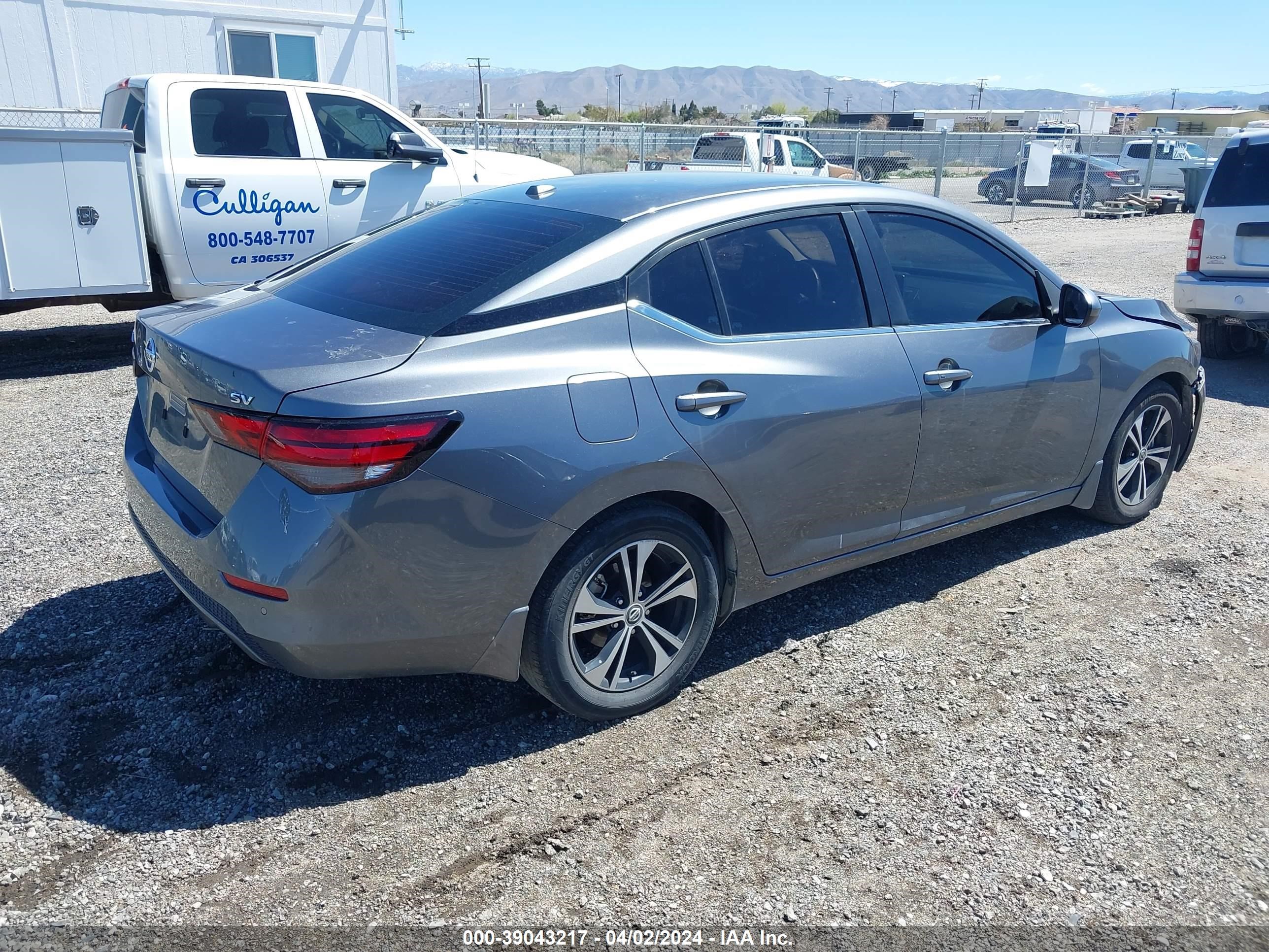 Photo 3 VIN: 3N1AB8CV8NY294185 - NISSAN SENTRA 