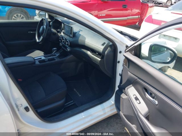 Photo 4 VIN: 3N1AB8CV9NY205577 - NISSAN SENTRA 