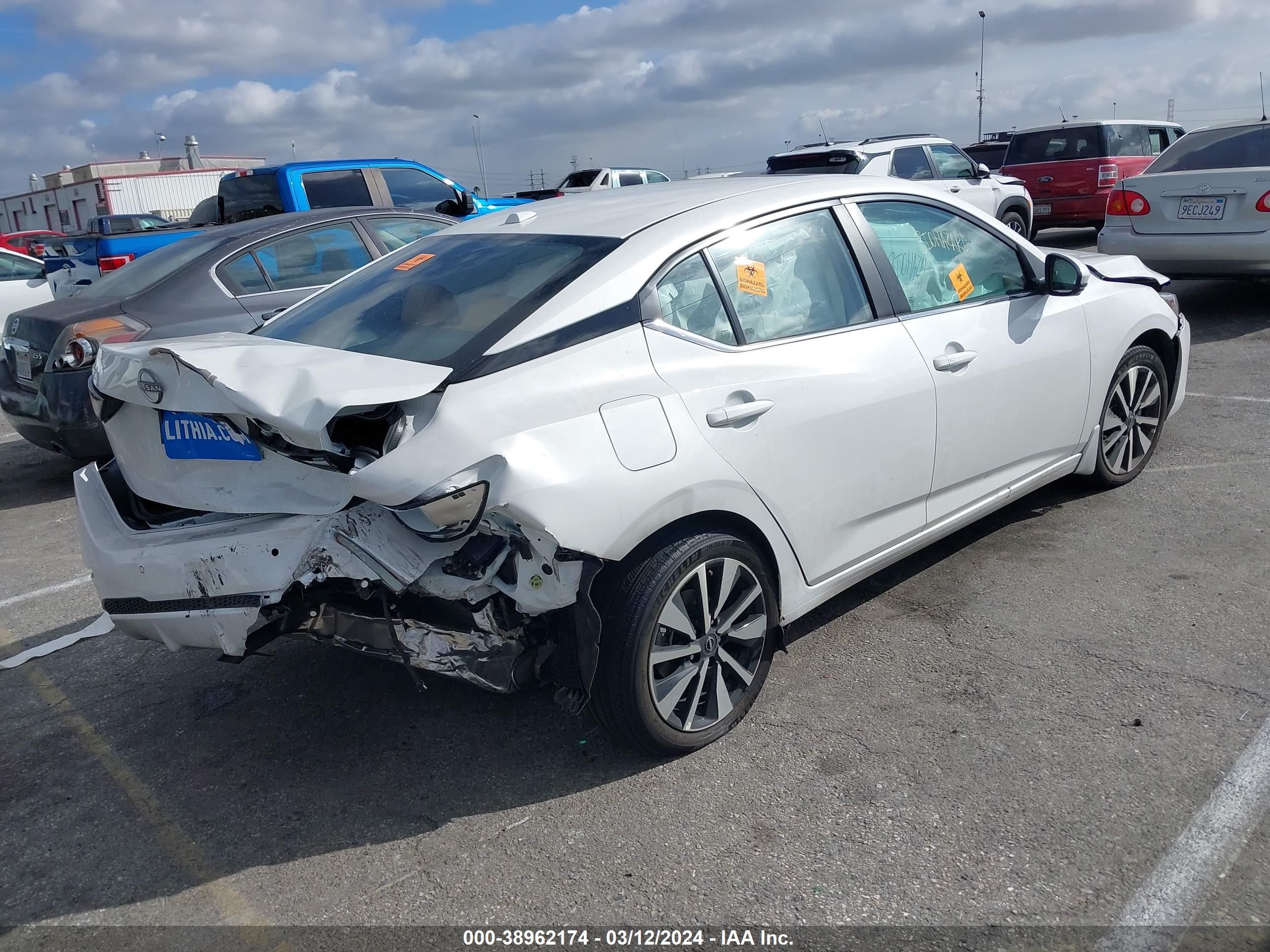 Photo 3 VIN: 3N1AB8CV9RY233045 - NISSAN SENTRA 