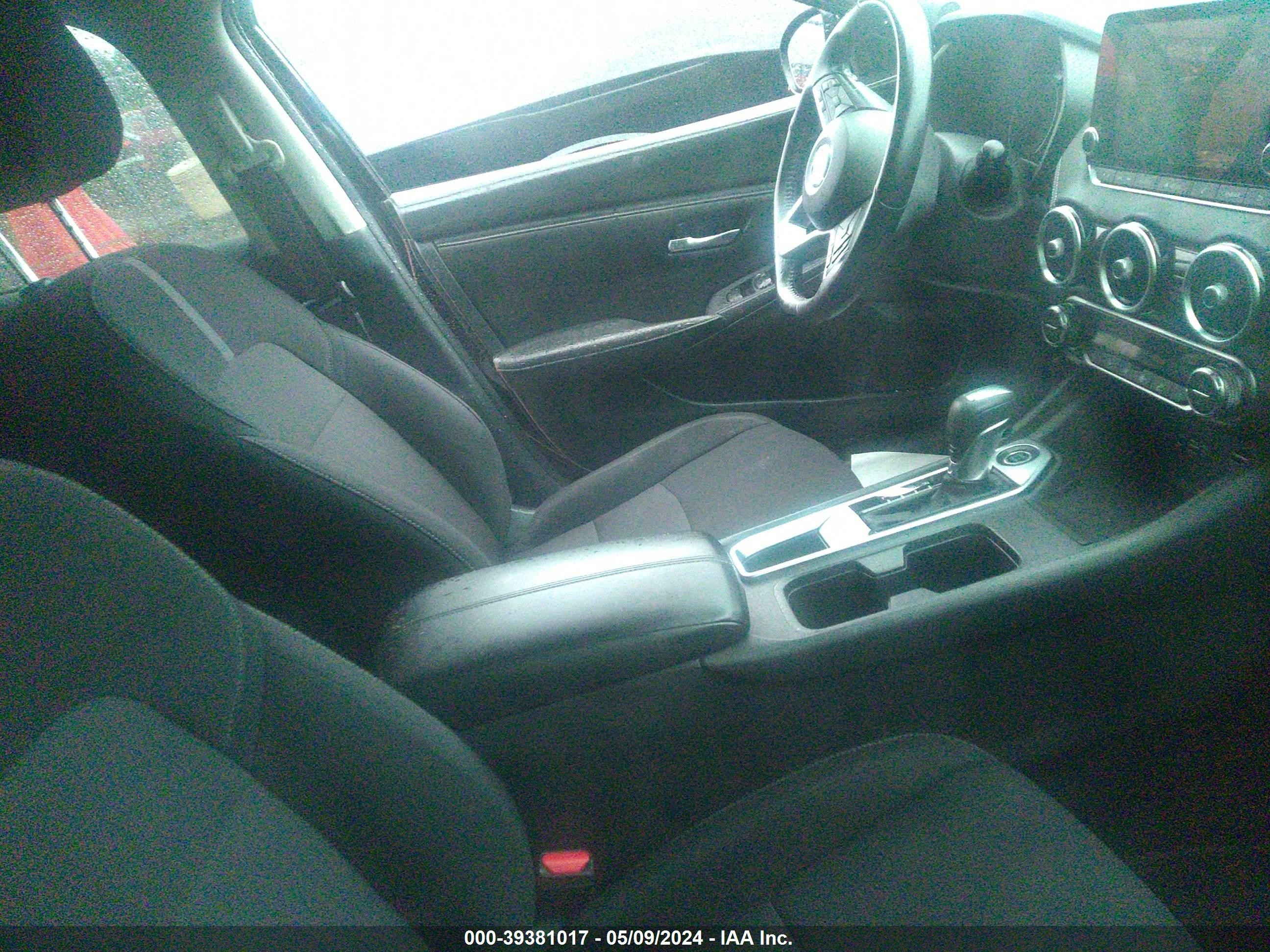 Photo 4 VIN: 3N1AB8CVXMY215355 - NISSAN SENTRA 