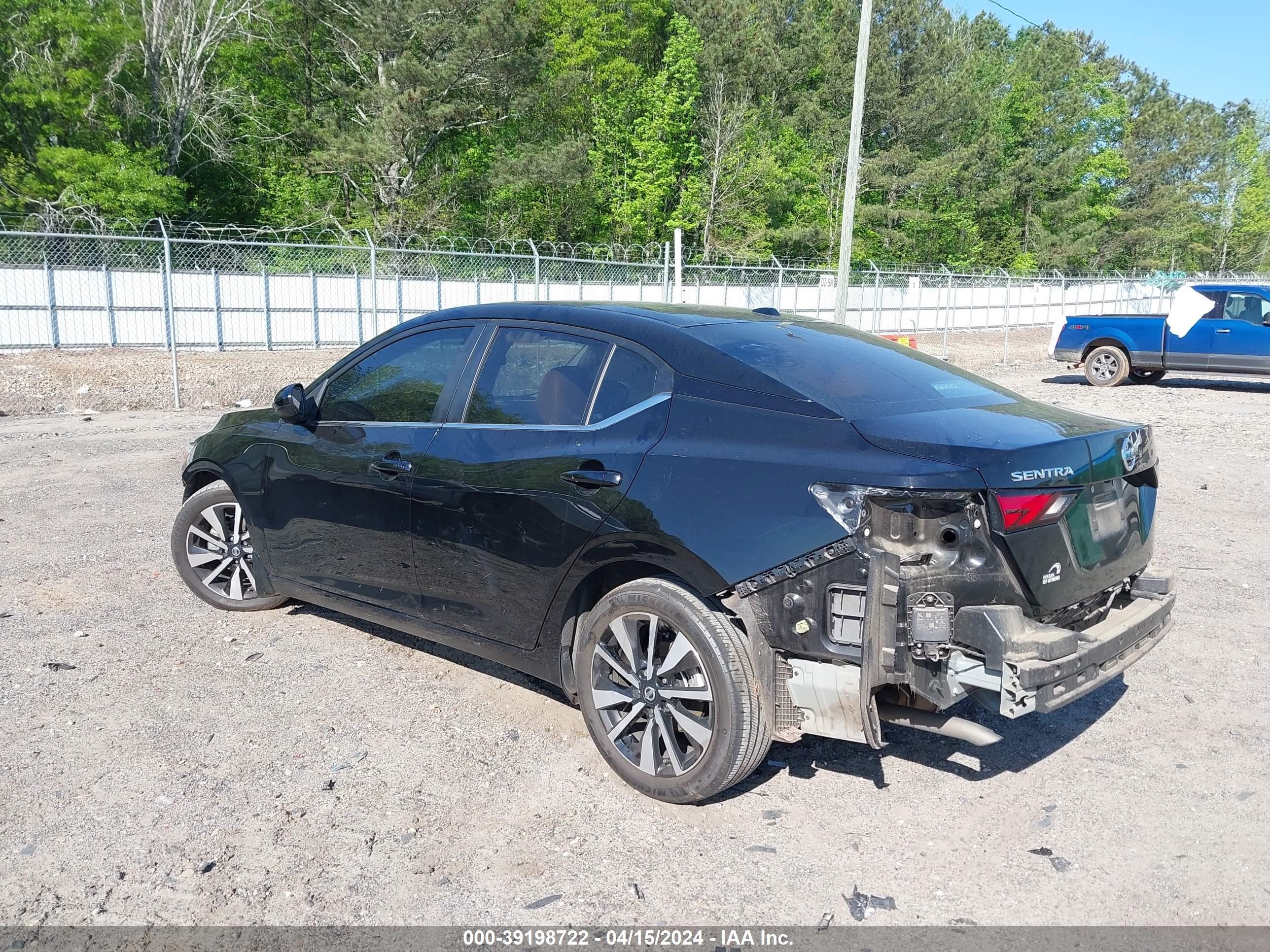 Photo 2 VIN: 3N1AB8CVXNY229371 - NISSAN SENTRA 