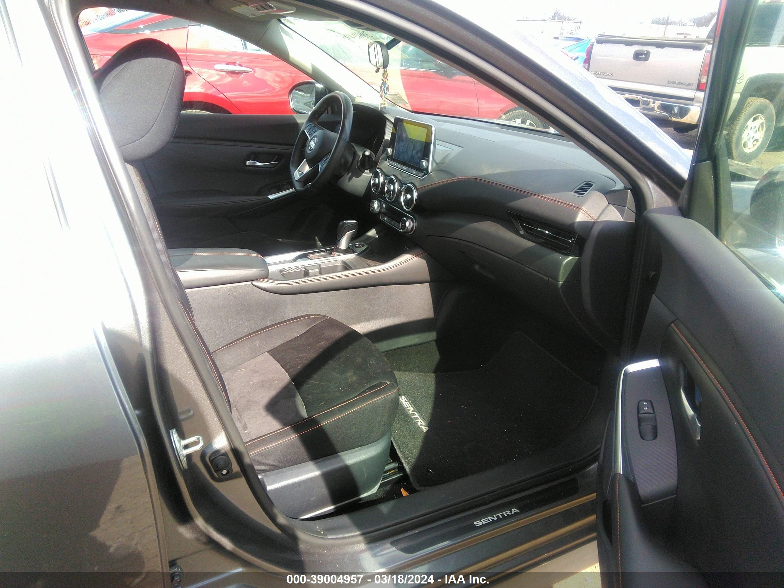 Photo 4 VIN: 3N1AB8DV2MY209743 - NISSAN SENTRA 